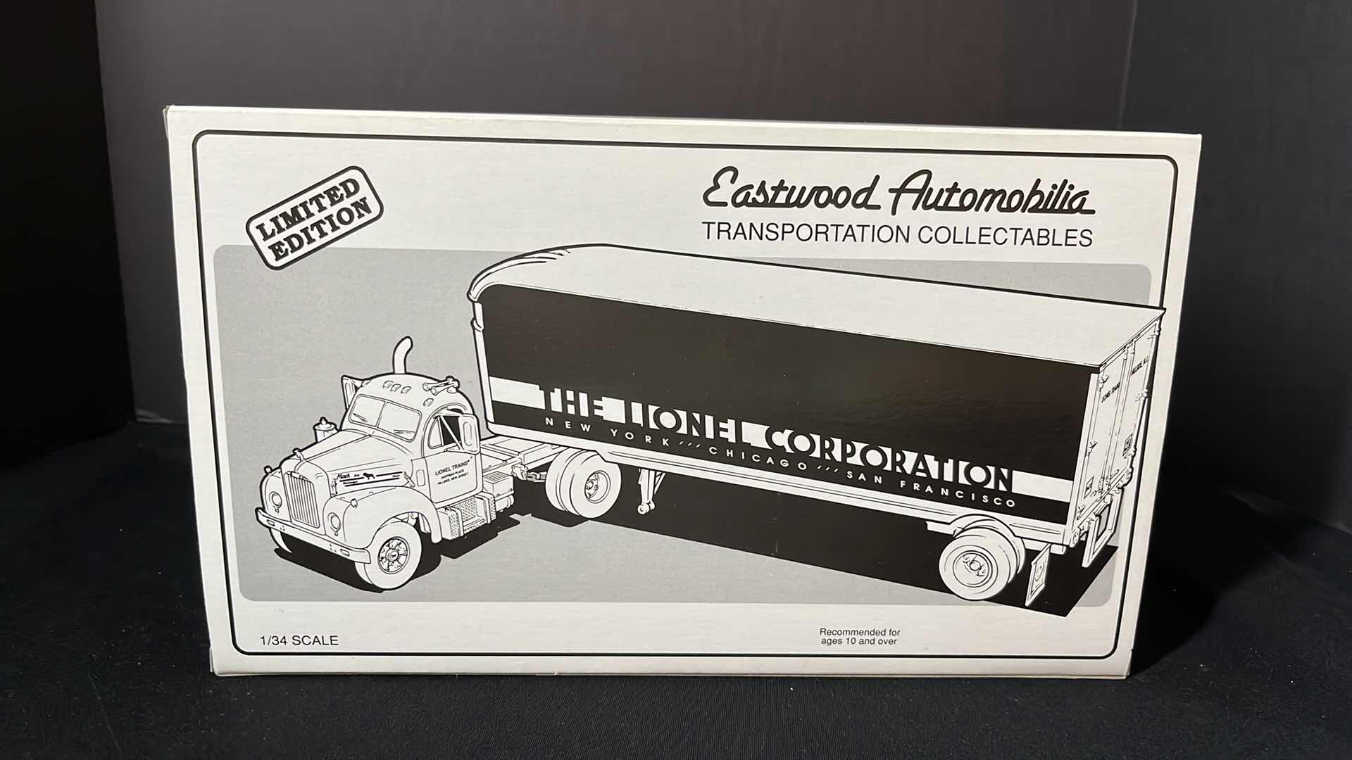 Photo 3 of FIRST GEAR EASTWOOD AUTOMOBILIA TRANSPORTATION COLLECTABLES 1960 MODEL B-61 LIONEL TRAINS MACK TRAILER & TRACTOR (STOCK NO 19-0116)