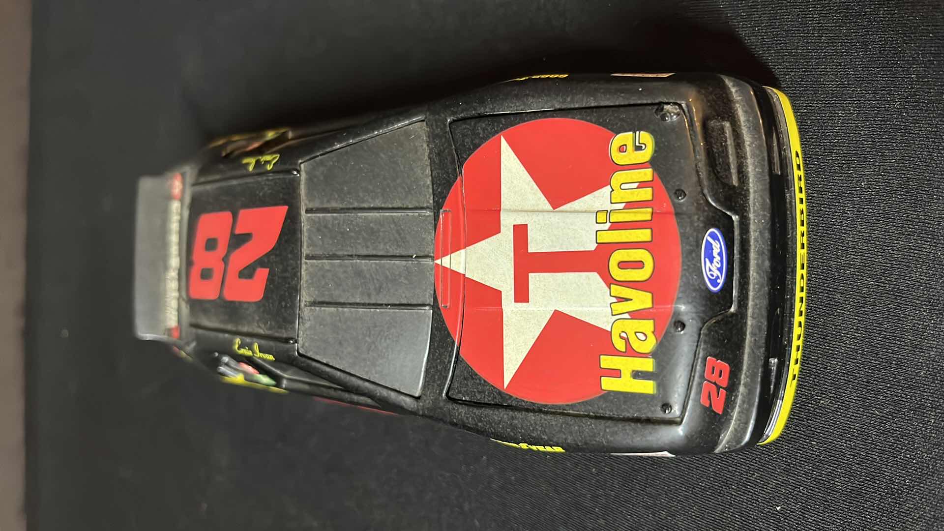 Photo 4 of RACING COLLECTIBLES TEXACO HAVOLINE RACING DIE-CAST BANK W KEY, 1994 FORD THUNDERBIRD COLLECTORS EDITION (STOCK NO 249401121-2)