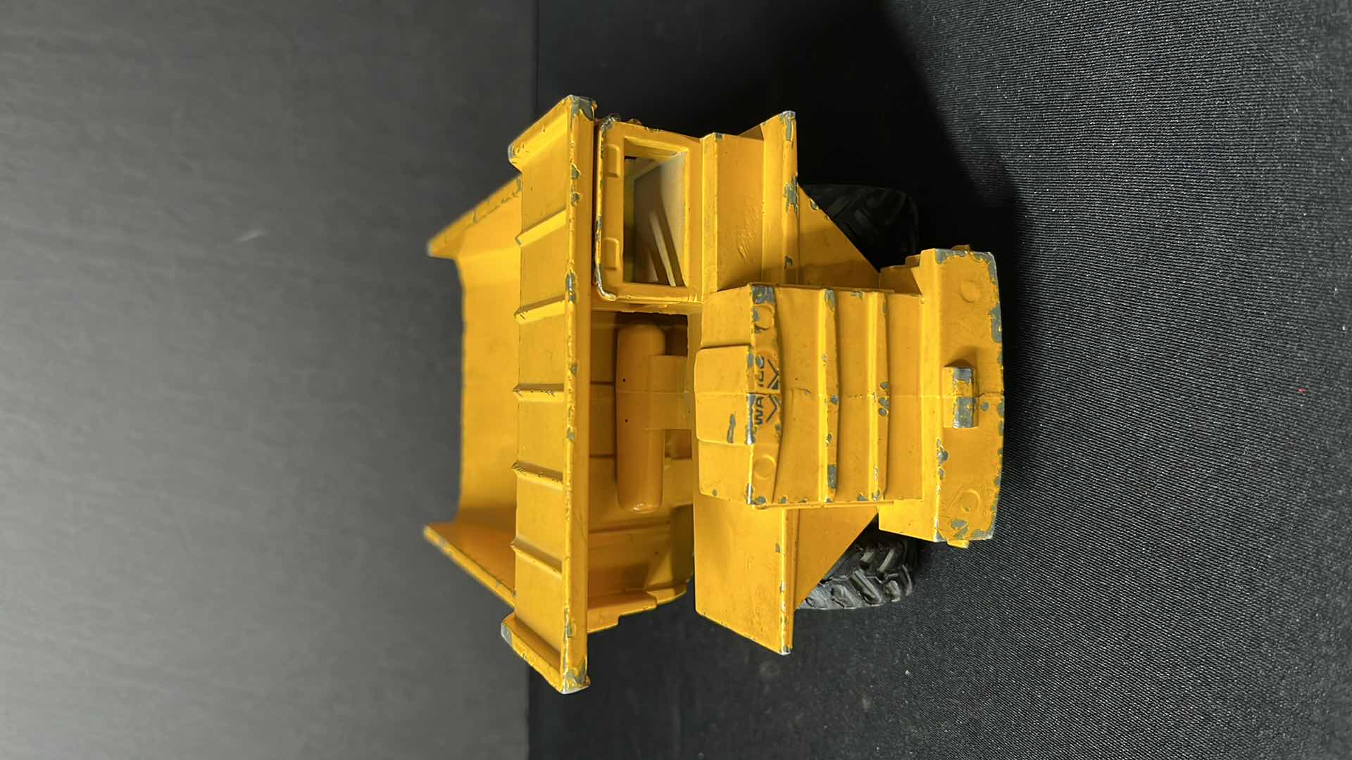 Photo 2 of ERTL COMPANY VINTAGE DIE-CAST METAL WABCO HAULPAK LETOURNEAU WESTINGHOUSE DUMP TRUCK TOY, CIRCA 1960’S, 4.75” X 10.25” H4.25”