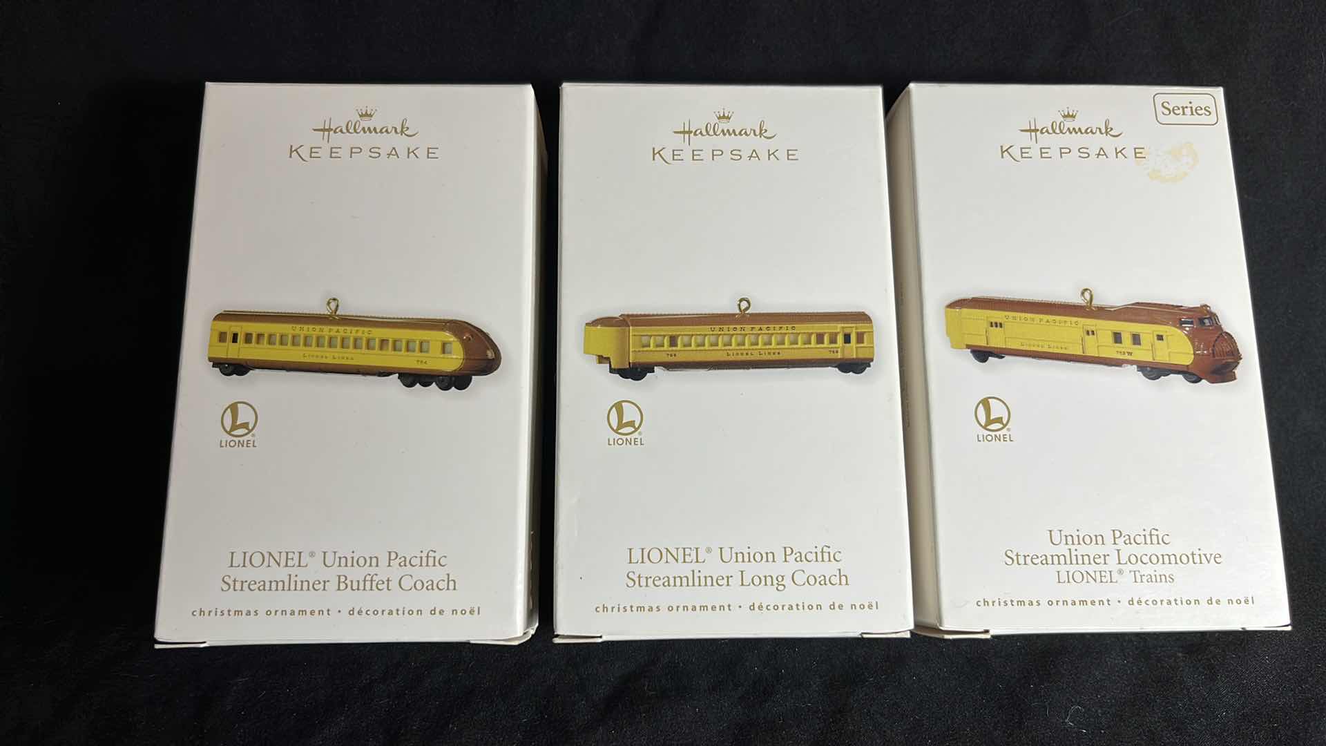 Photo 1 of HALLMARK LIONEL TRAIN HANDCRAFTED & METAL KEEPSAKE ORNAMENTS UNION PACIFIC STREAMLINER BUFFET COACH 2010 (#QXI2013), UNION PACIFIC STREAMLINER LONG COACH 2010 (#QXI2023) & UNION PACIFIC STREAMLINER LOCOMOTIVE 2010 (#QX8626)