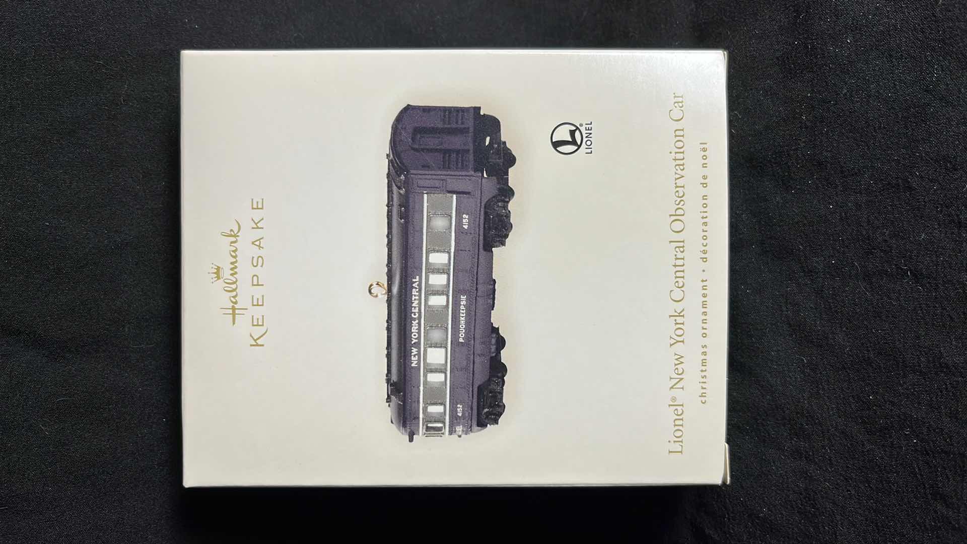 Photo 5 of HALLMARK LIONEL TRAIN HANDCRAFTED & METAL KEEPSAKE ORNAMENTS NEW YORK CENTRAL PASSENGER CAR 2008 (#QXI2004), NEW YORK CENTRAL OBSERVATION CAR 2008 (#QXI2011) & NEW YORK CENTRAL LOCOMOTIVE 2008 (#QX2854)