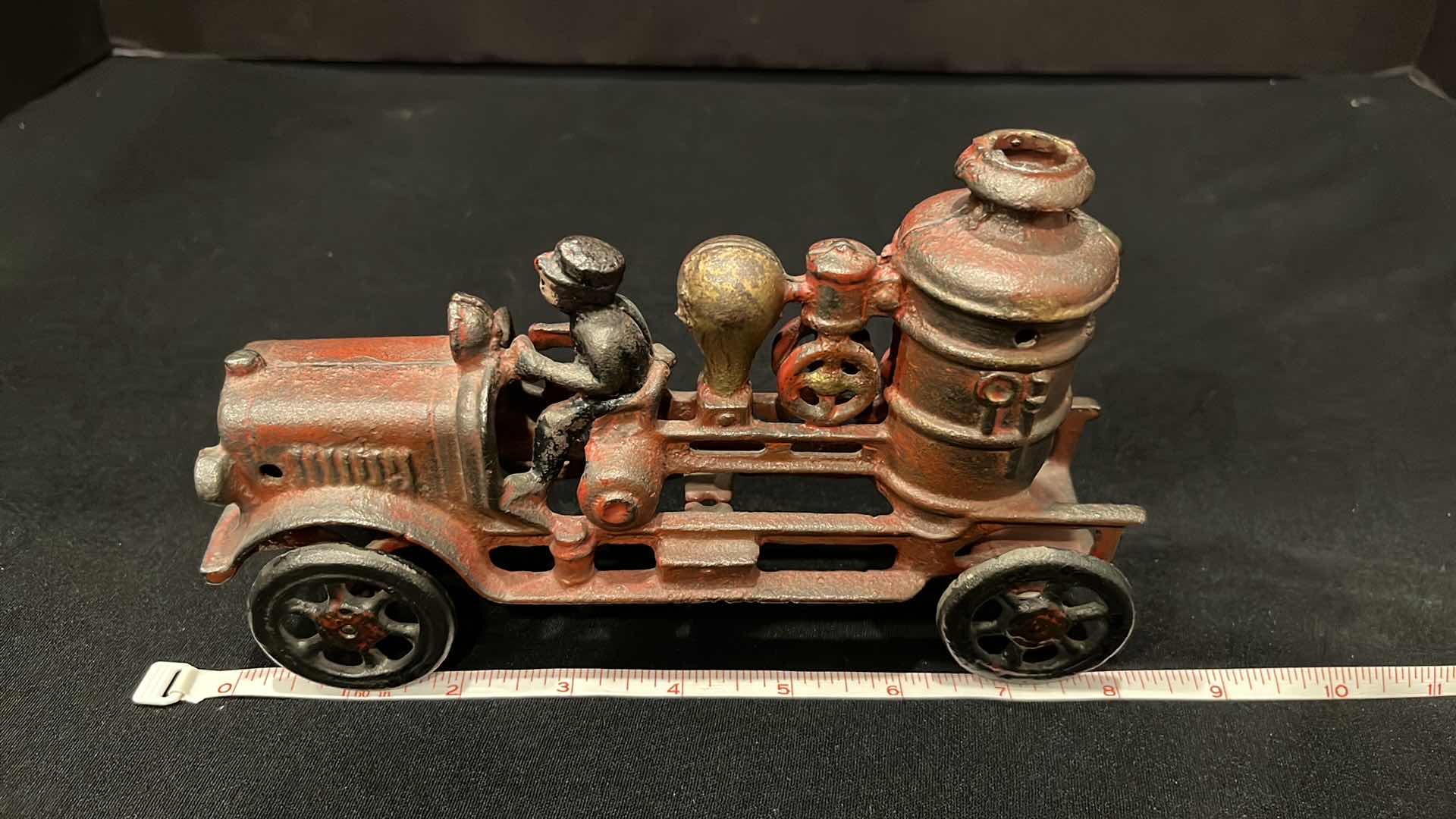 Photo 6 of ANTIQUE 1920’S CAST IRON FIRE ENGINE PUMPER TRUCK 8”