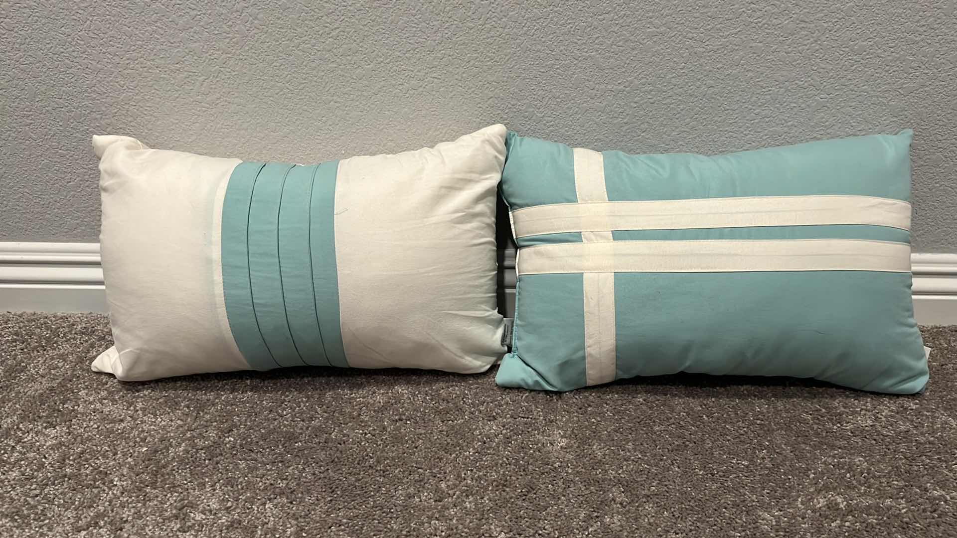 Photo 2 of 3-TEAL THROW PILLOWS