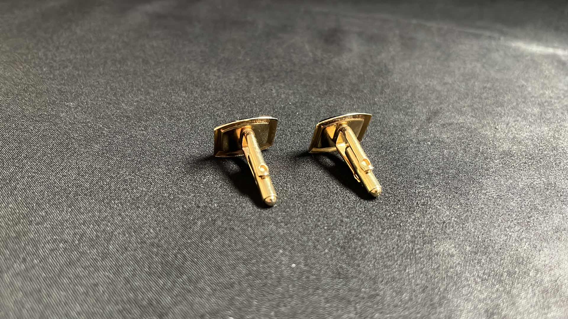 Photo 5 of 3 PC VINTAGE GOLD TONE MASONIC FREEMASON CUFF LINKS & TIE BAR SET