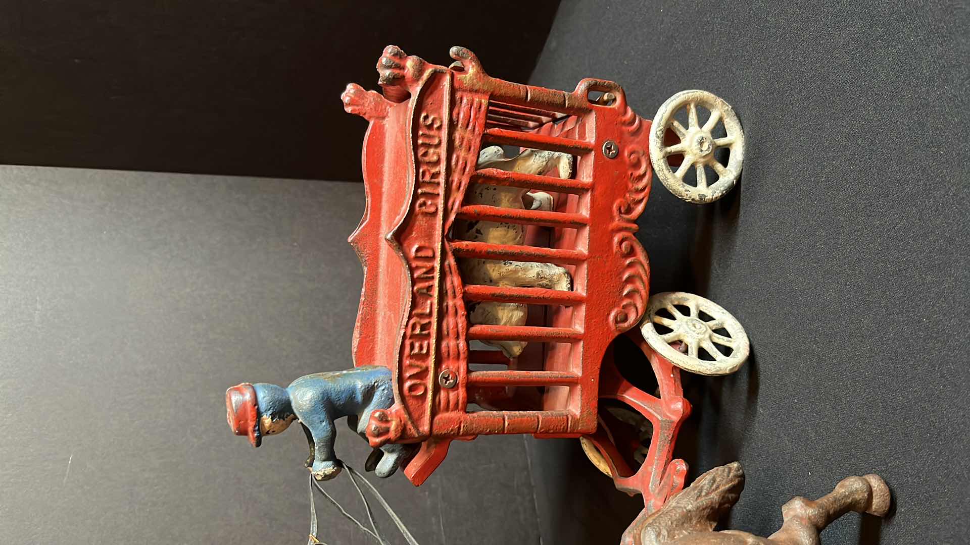Photo 3 of VINTAGE 2PC- CAST IRON 2 HORSE DRAWN OVERLAND CIRCUS WAGON W 4 FIGURINES
