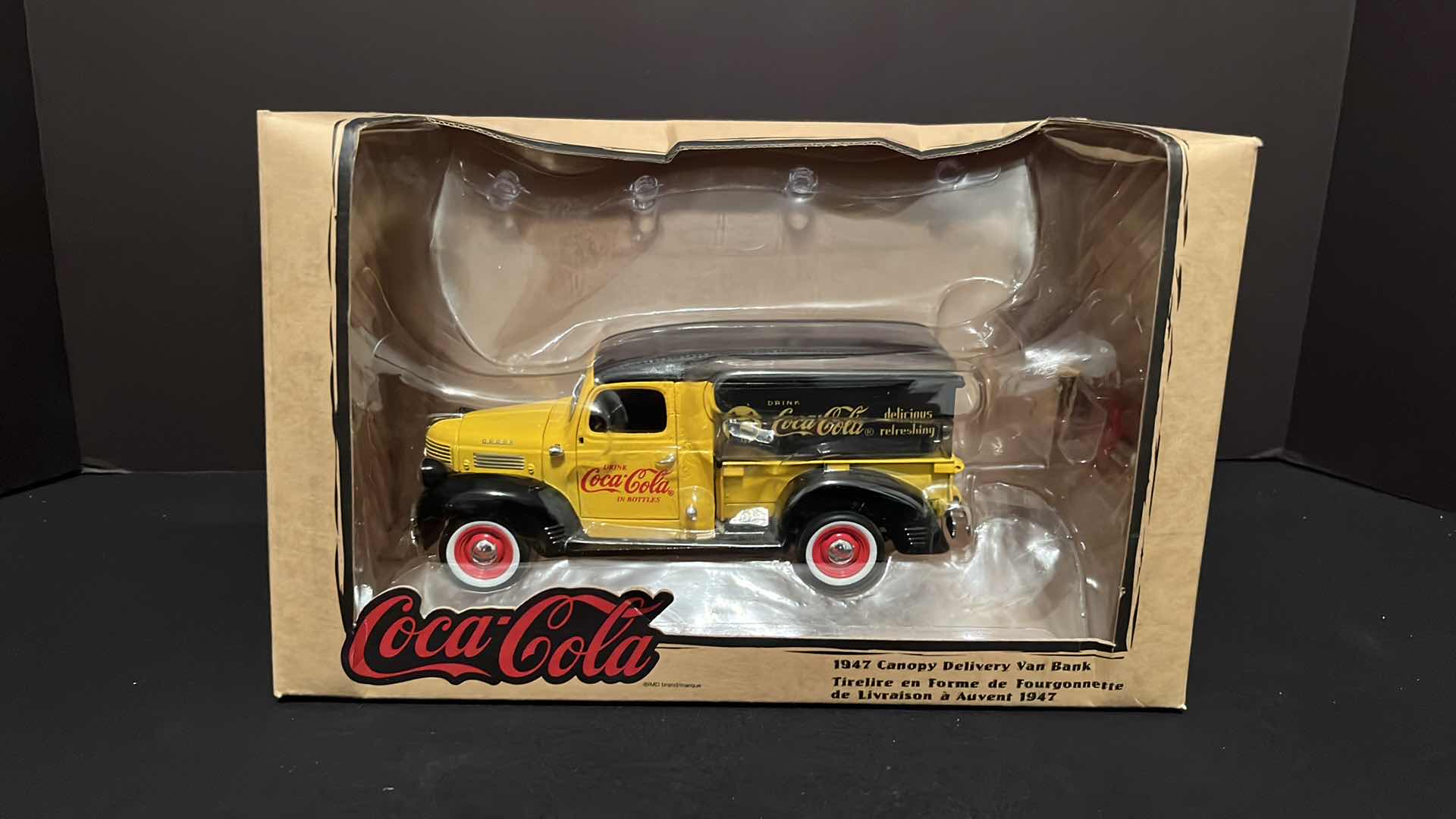 Photo 1 of ERTL COMPANY CHRYSLER CORP COCA-COLA COLLECTION DIE-CAST METAL 1947 CANOPY DELIVERY VAN BANK, 1999 (ITEM #27009)