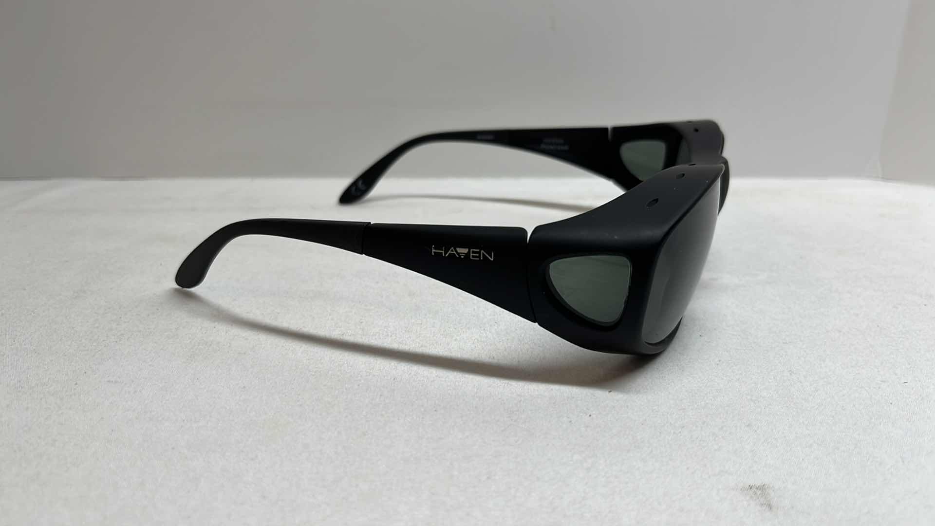 Photo 2 of HAVEN DESIGNER FIT-OVER SUNGLASSES EVEREST IN BLACK W GREY POLARIZED LENS, XL