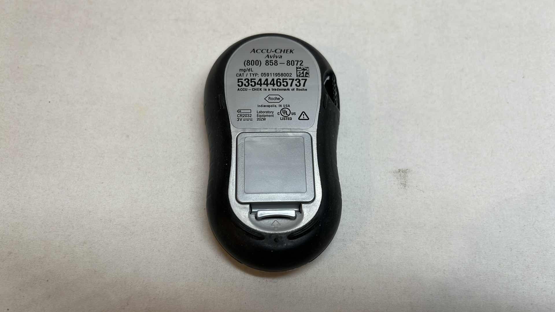 Photo 3 of ACCU-CHEK AVIVA BLOOD GLUCOSE METER AND LANCING DEVICE, BATTERY OPERATED (CAT/TYP 05911958002/53544465737)