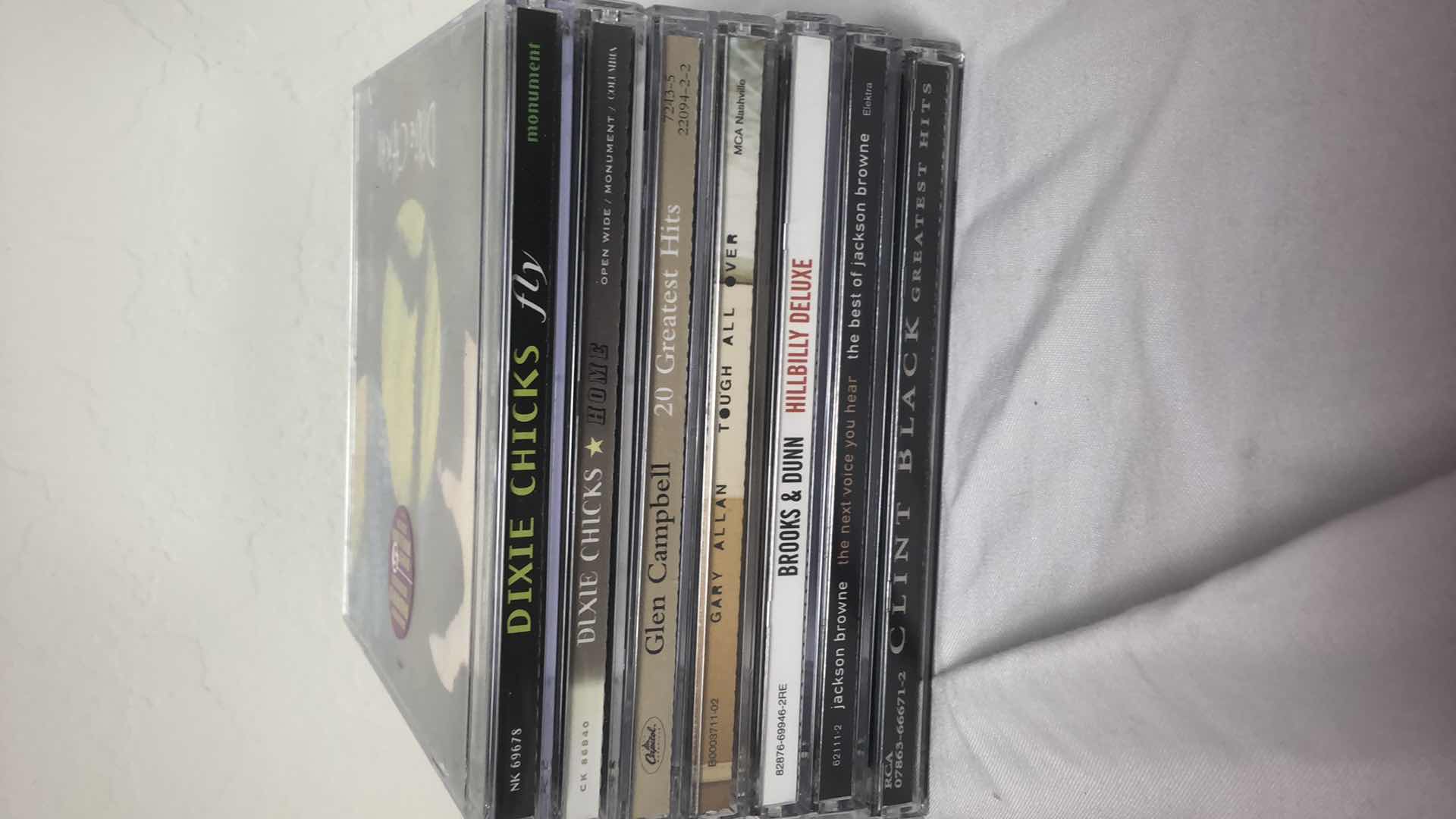 Photo 1 of ASSORTMENT OF COUNTRY ALBUM CDS DIXIE CHICKS, BROOKS & DUNN, ETC (7)