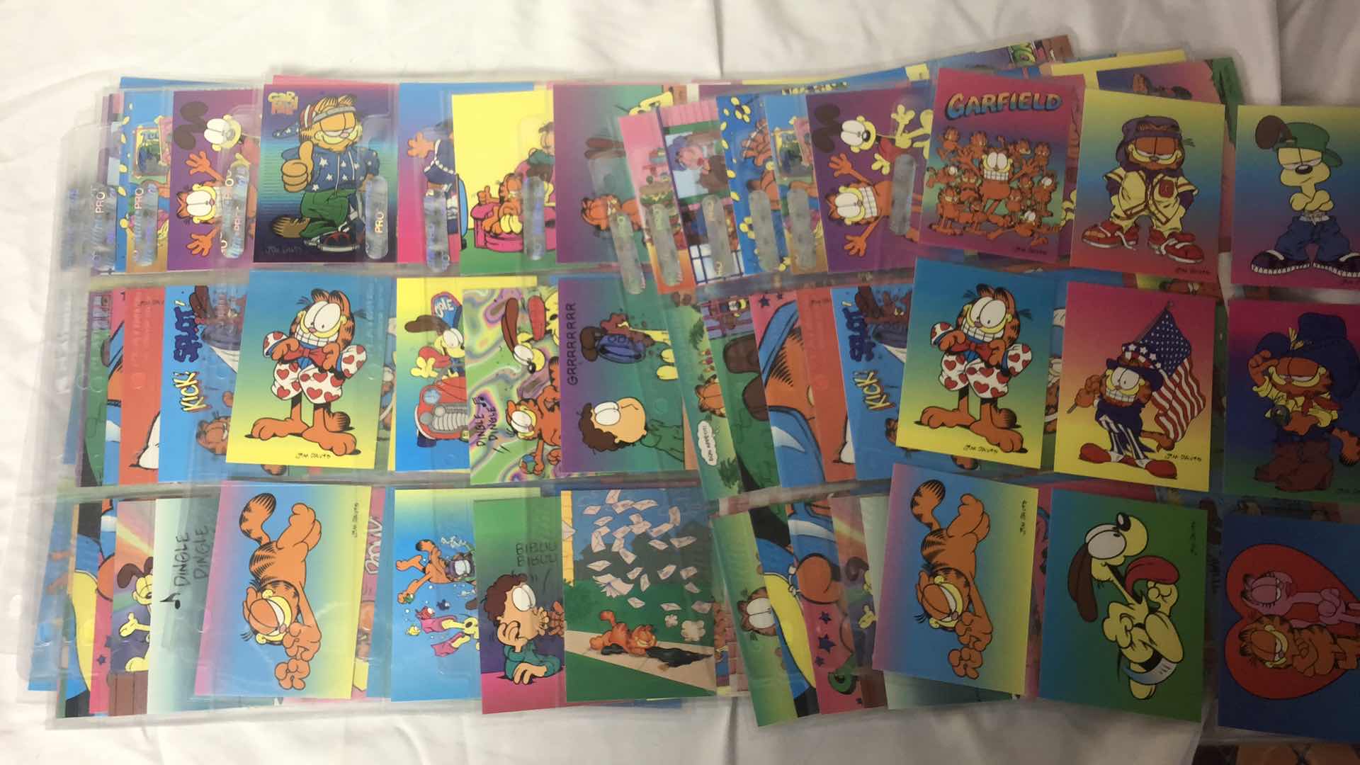 Photo 4 of APPROX 170 KROME PRODUCTIONS GARFIELD TRADING CARDS NEAR COMPLETE SET IN SLEEVES NEAR PERFECT CONDITION