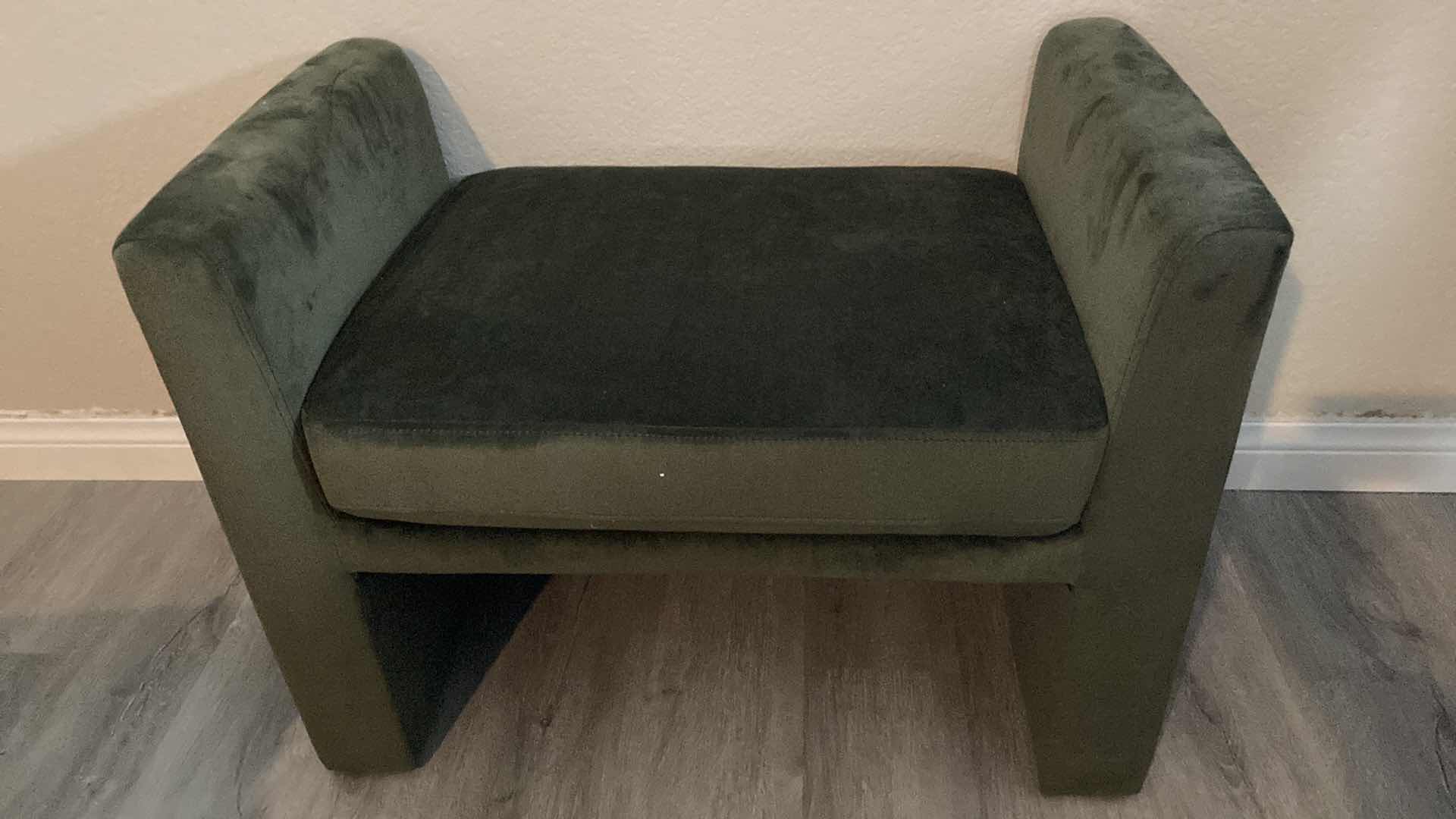 Photo 4 of THRESHOLD STUDIO MCGEE DARK GREEN VERNON OTTOMAN 29” X 18” H22”