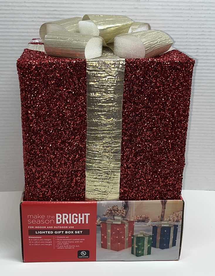 Photo 1 of NEW MAKE THE SEASON BRIGHT INDOOR/OUTDOOR LIGHTED GIFT BOX 3 PC SET (1)