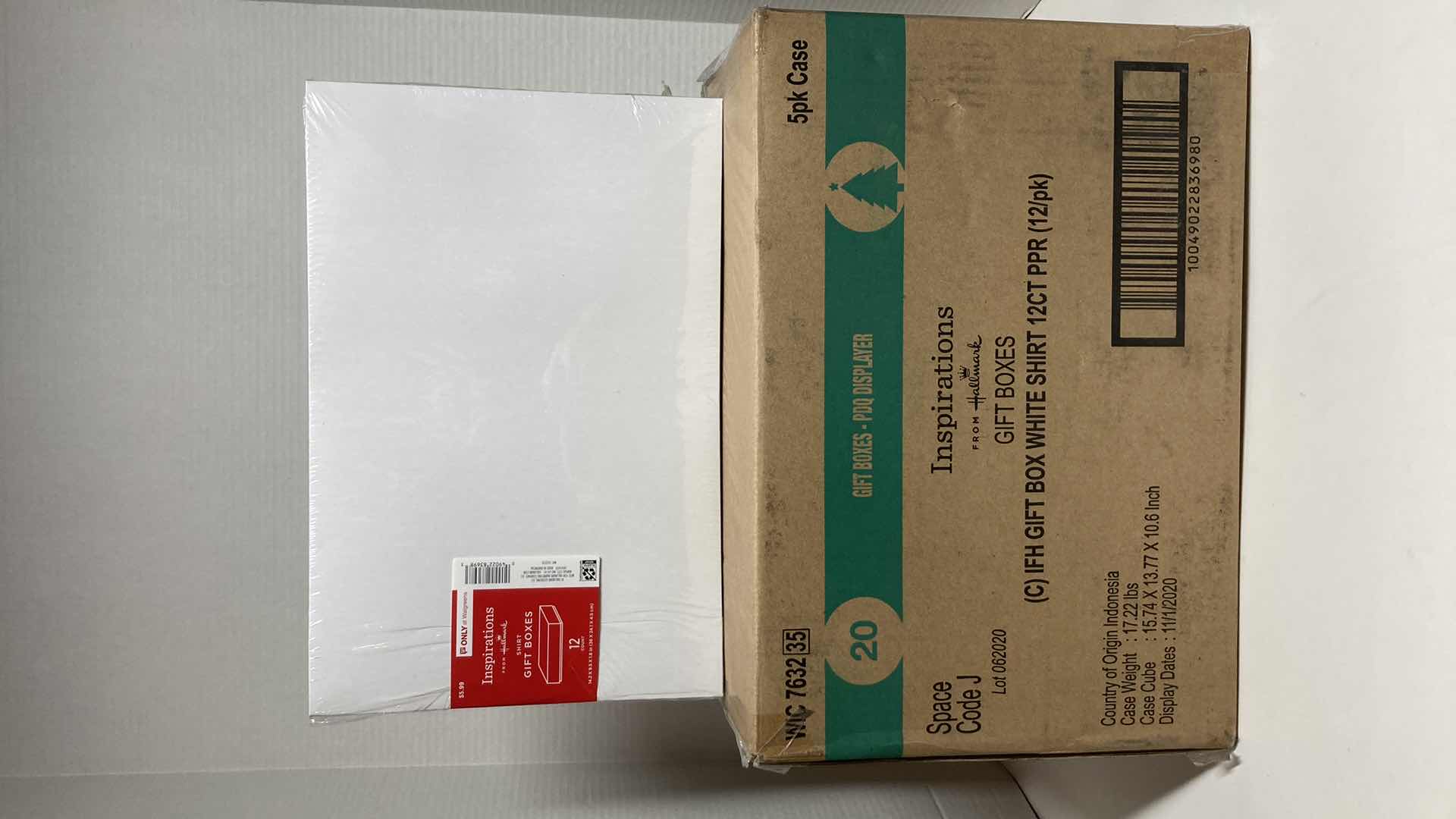 Photo 1 of NEW HALLMARK GIFT BOXES 5PK CASE OF 12