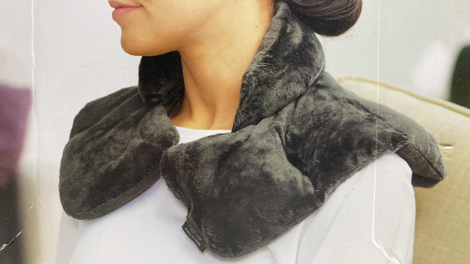 Photo 2 of NEW ME NECK & SHOULDER WRAP LAVENDER SCENTED HEATS IN MICROWAVE