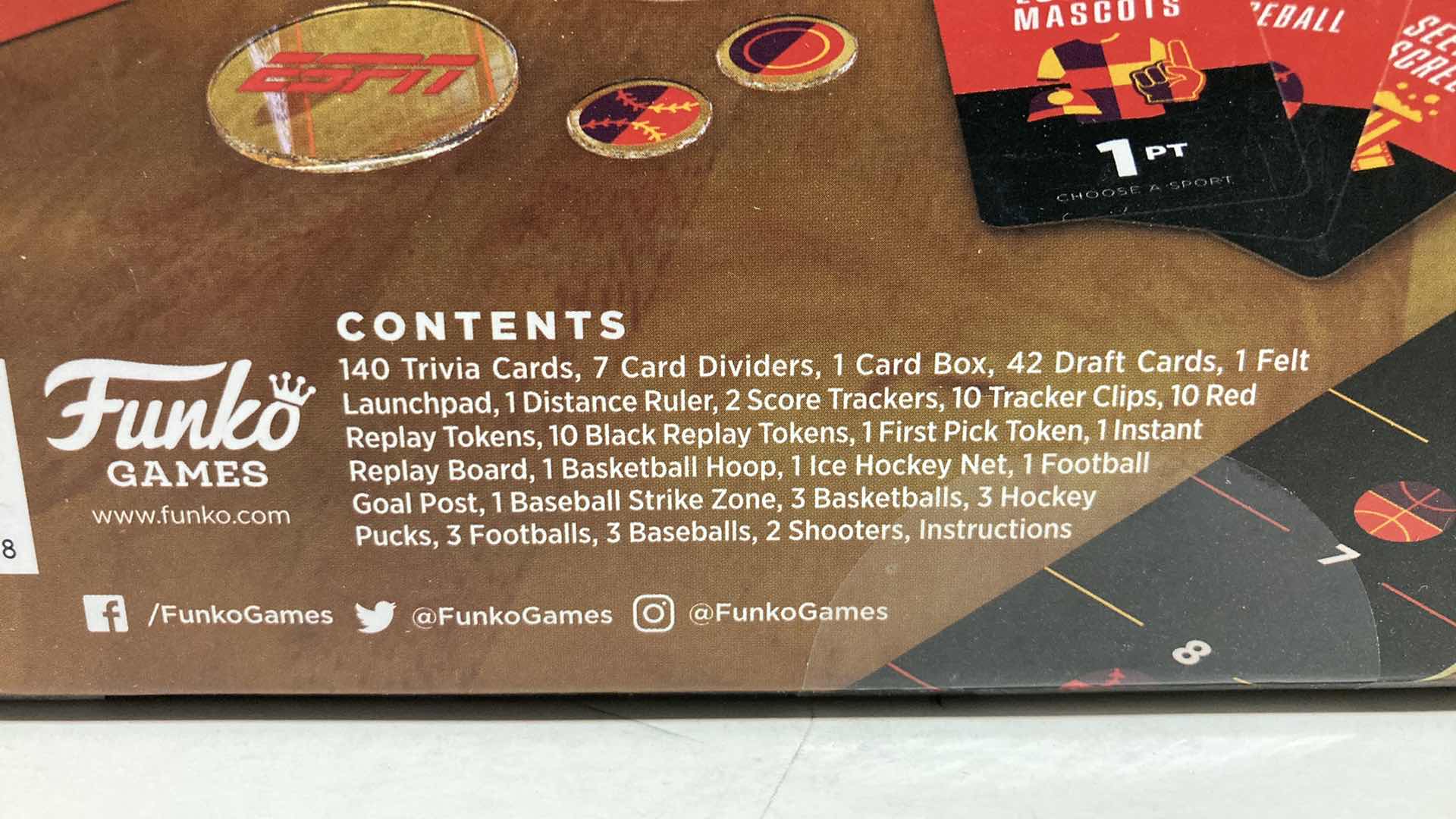 Photo 3 of NEW FUNKO GAMES ESPN TRIVIA NIGHT GAME 1000 TRIVIA QUESTIONS FOR SPORTS FANS