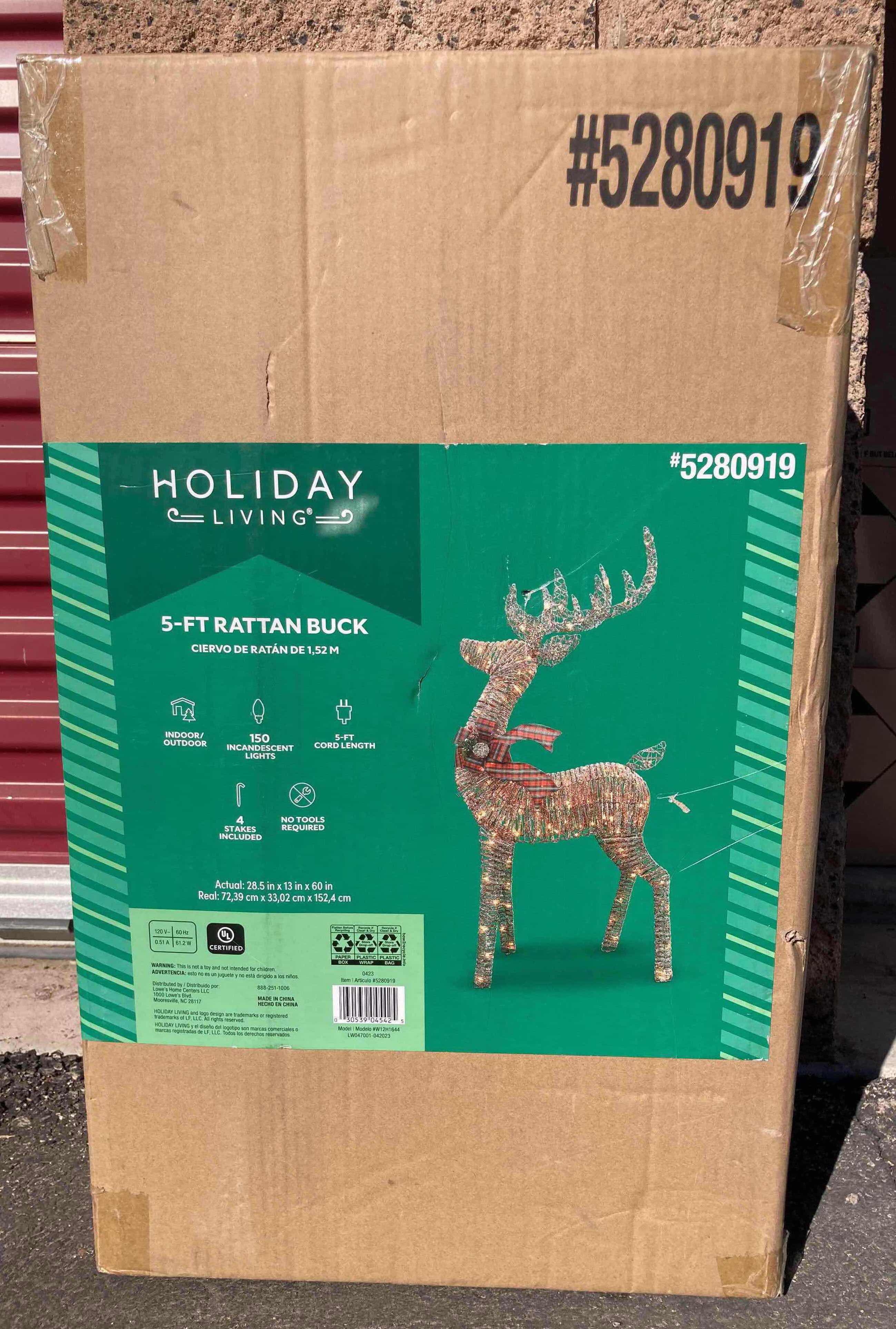 Photo 3 of NEW HOLIDAY LIVING 5FT RATTAN BUCK MODEL 5280919