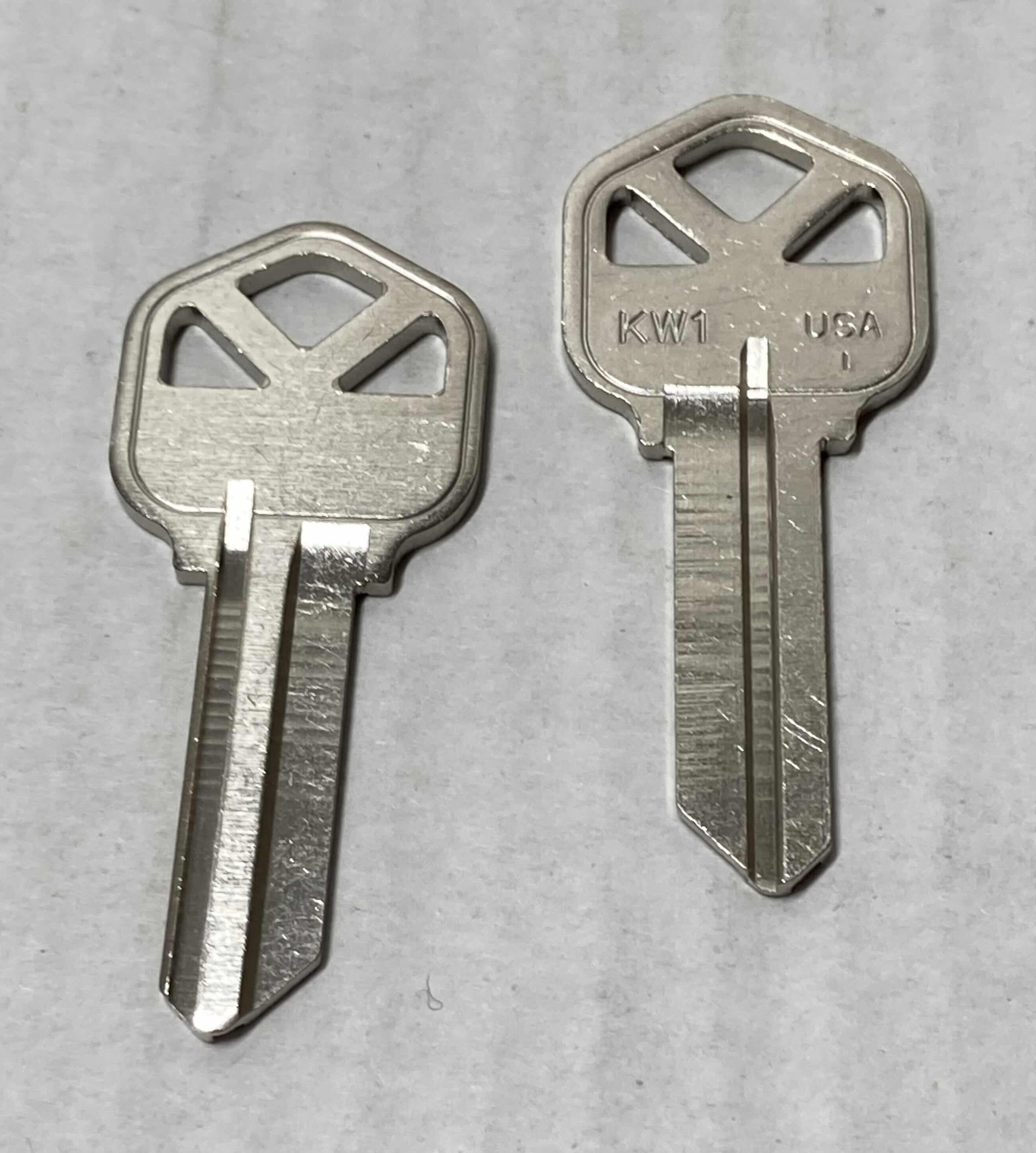 Photo 1 of NEW KW1 BLANK KEYS (50)