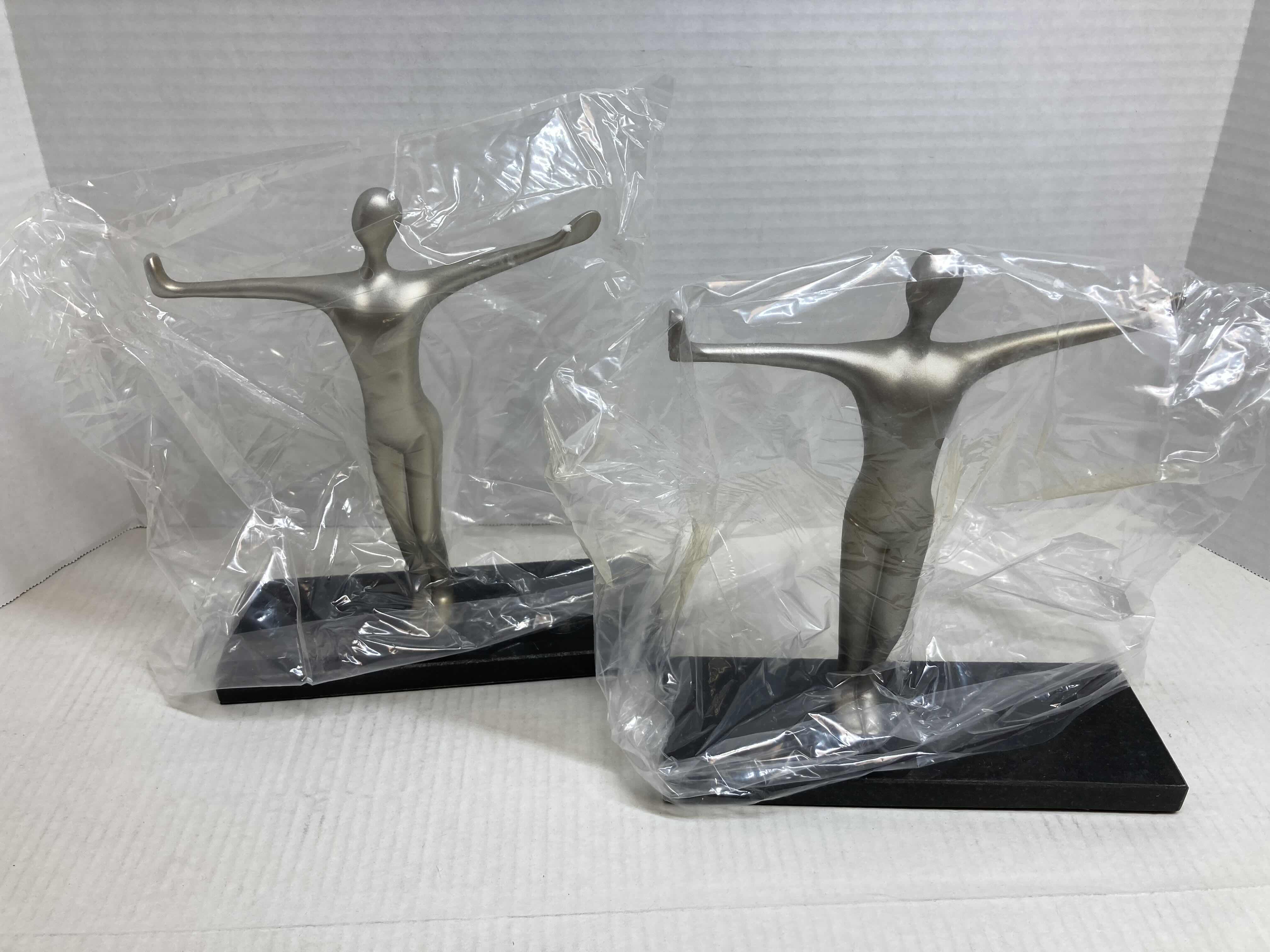 Photo 6 of NEW METALLIC FINISH CROSS POSE RESIN FIGURE W POLISHED BLACK STONE BASE BOOK ENDS 8” X 9”