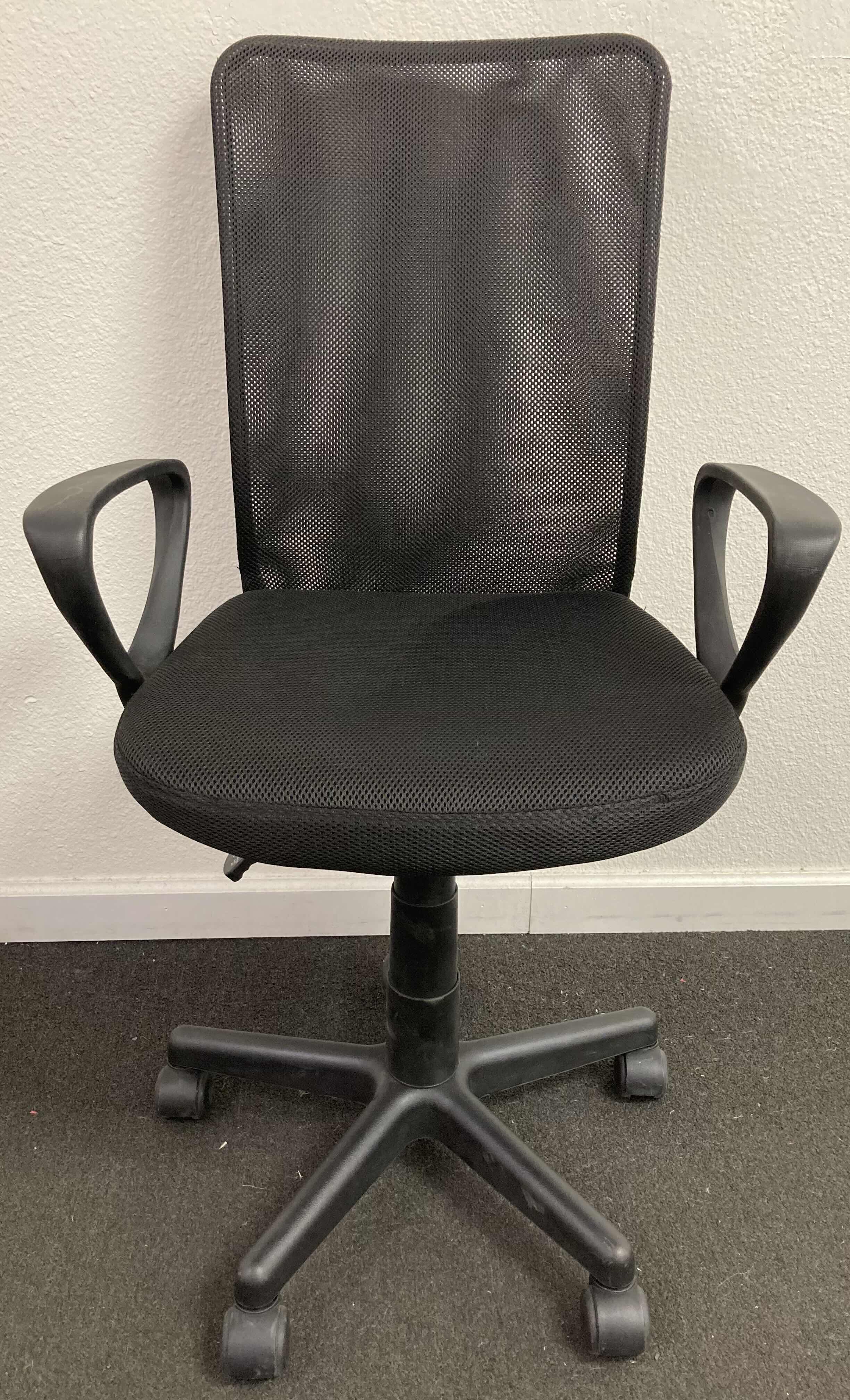 Photo 1 of IDS HOME EBS ERGONOMIC COMFORT BLACK MESH ROLLING OFFICE CHAIR 23.5” X 21.5” H39.5”