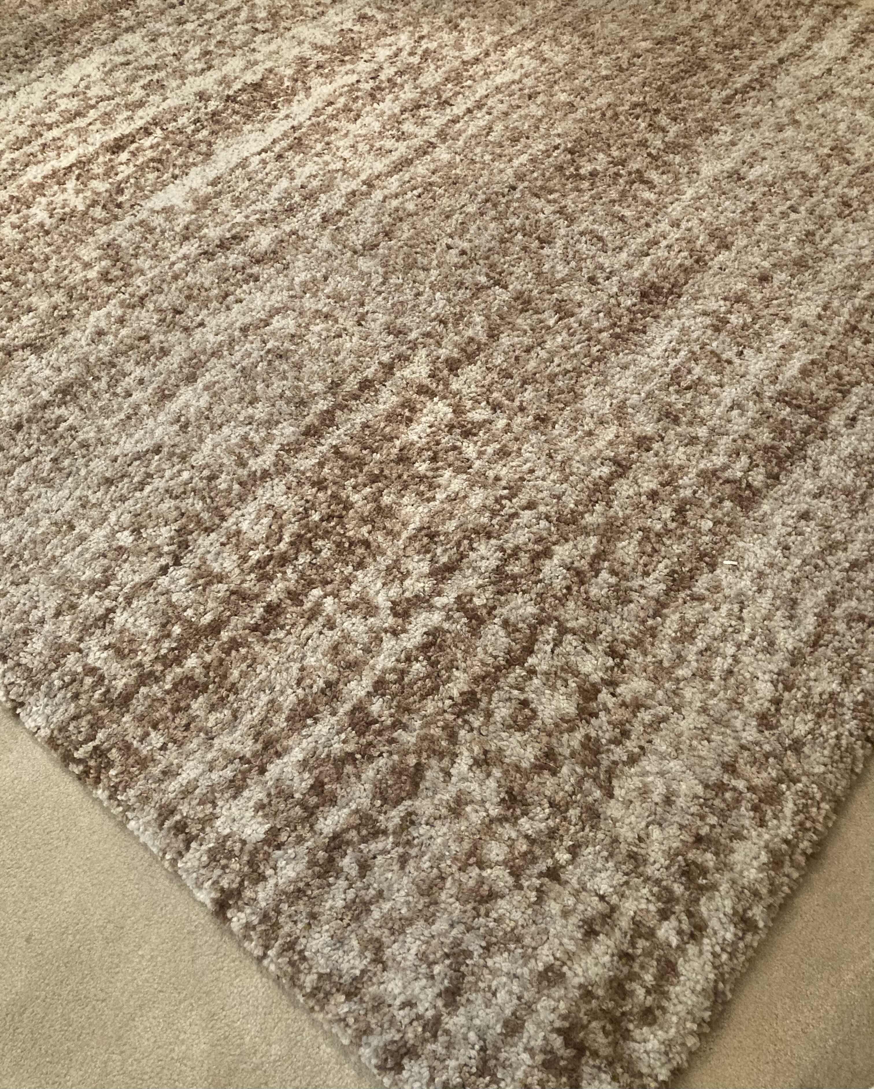 Photo 2 of BROWN & BEIGE POLYESTER AREA RUG 120” X 96”