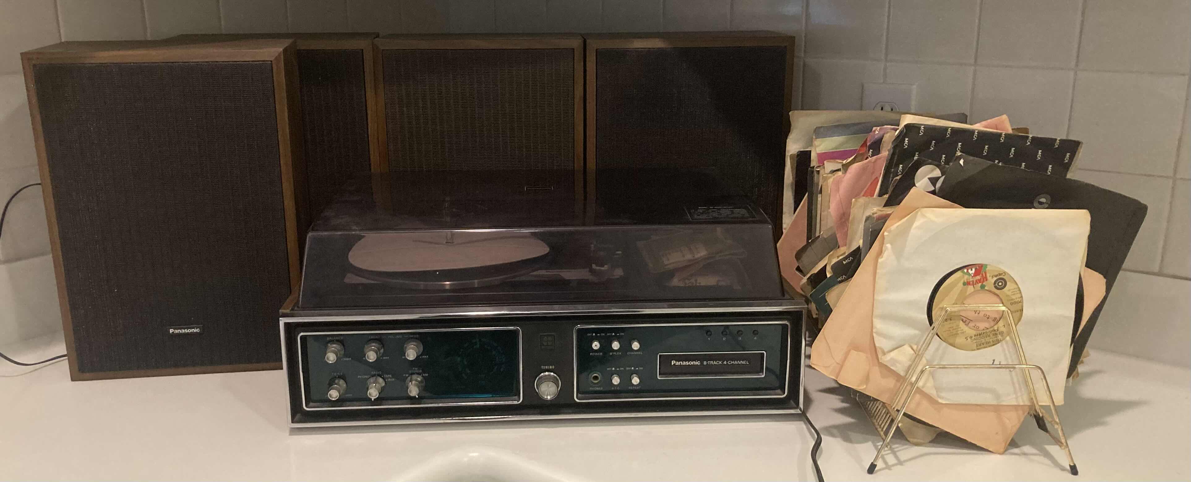 Photo 1 of PANASONIC SE-4040 AM/FM STEREO, RECORD & 8 TRACK PLAYER W SPEAKERS & RECORDS