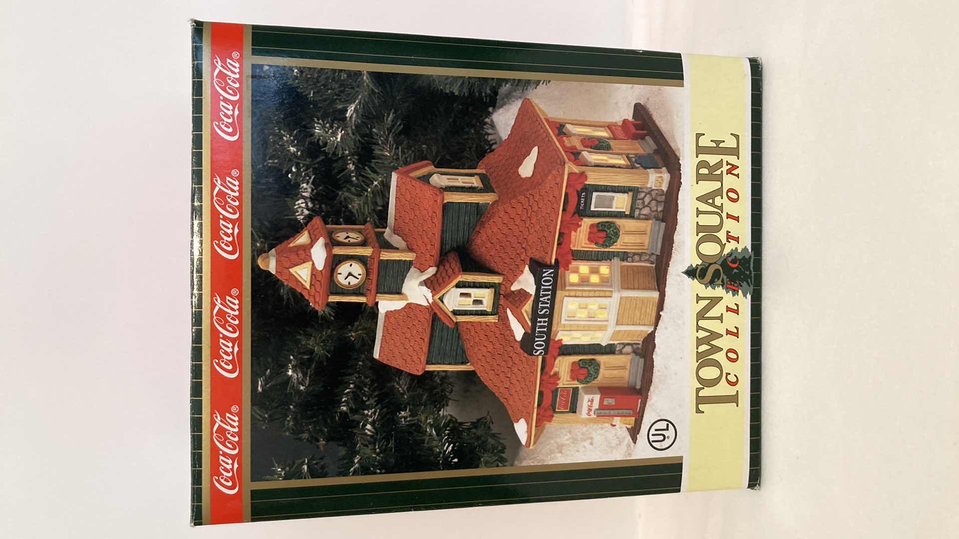 Photo 1 of COCA-COLA SOUTH STATION TOWN SQUARE COLLECTION PORCELAIN DECORATION