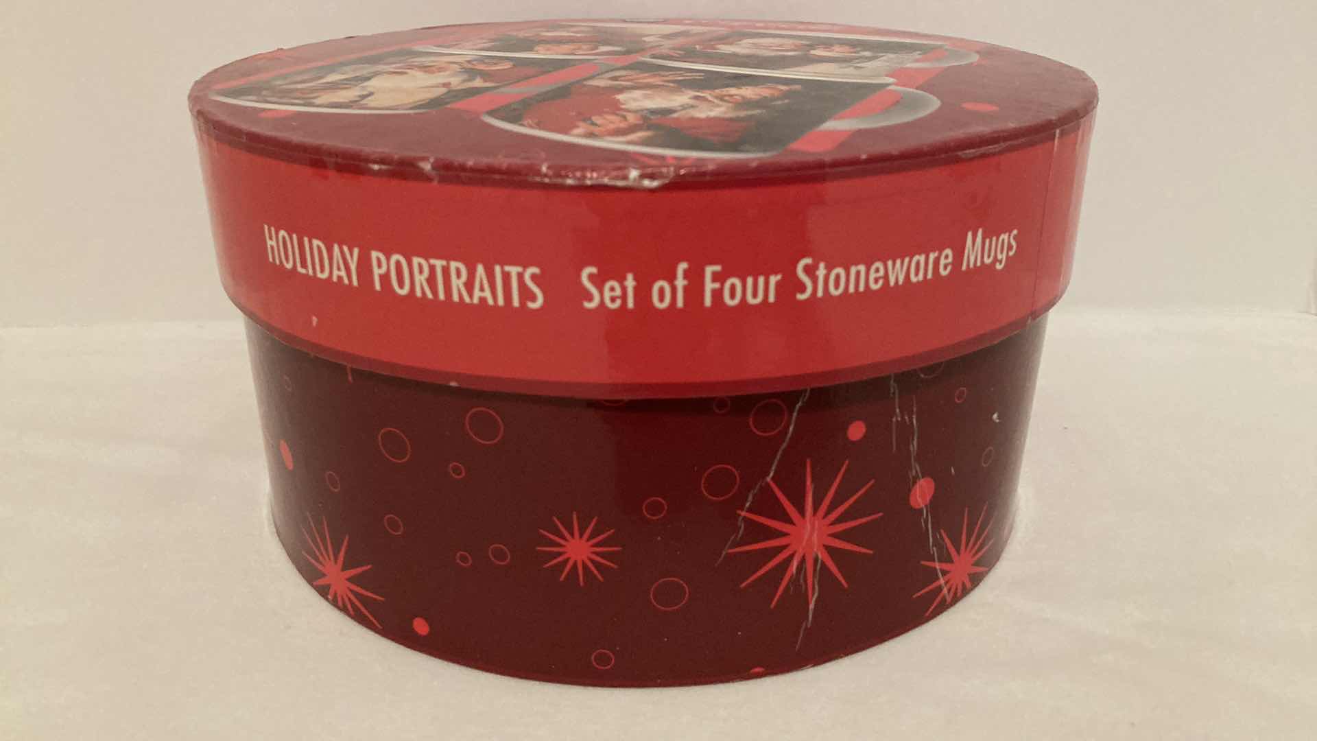 Photo 3 of COCA-COLA  HOLIDAY PORTRAIT STONEWARE MUGS STYLE MV178X42X4