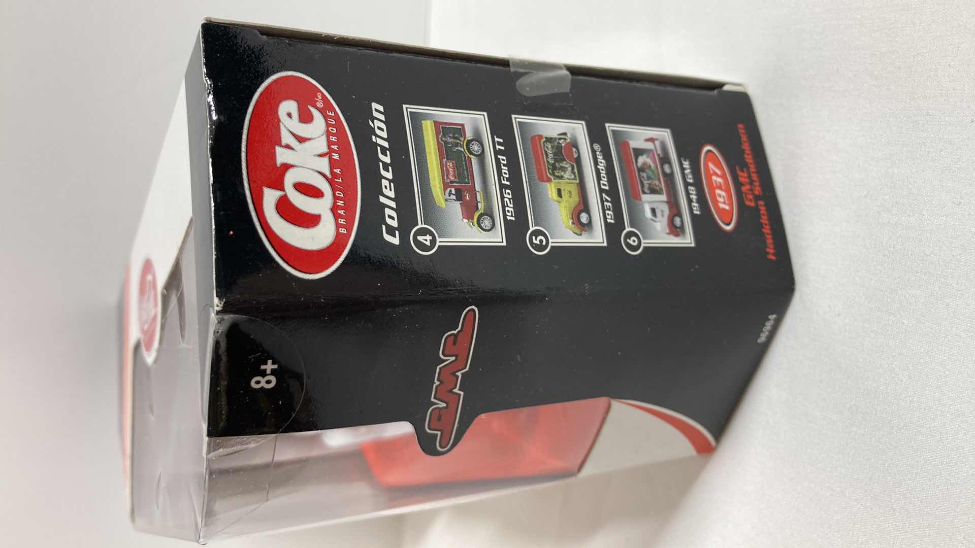 Photo 2 of MATCHBOX COLLECTIBLES COCA-COLA 1937 GMC HADDON SUNDBLOM TRUCK