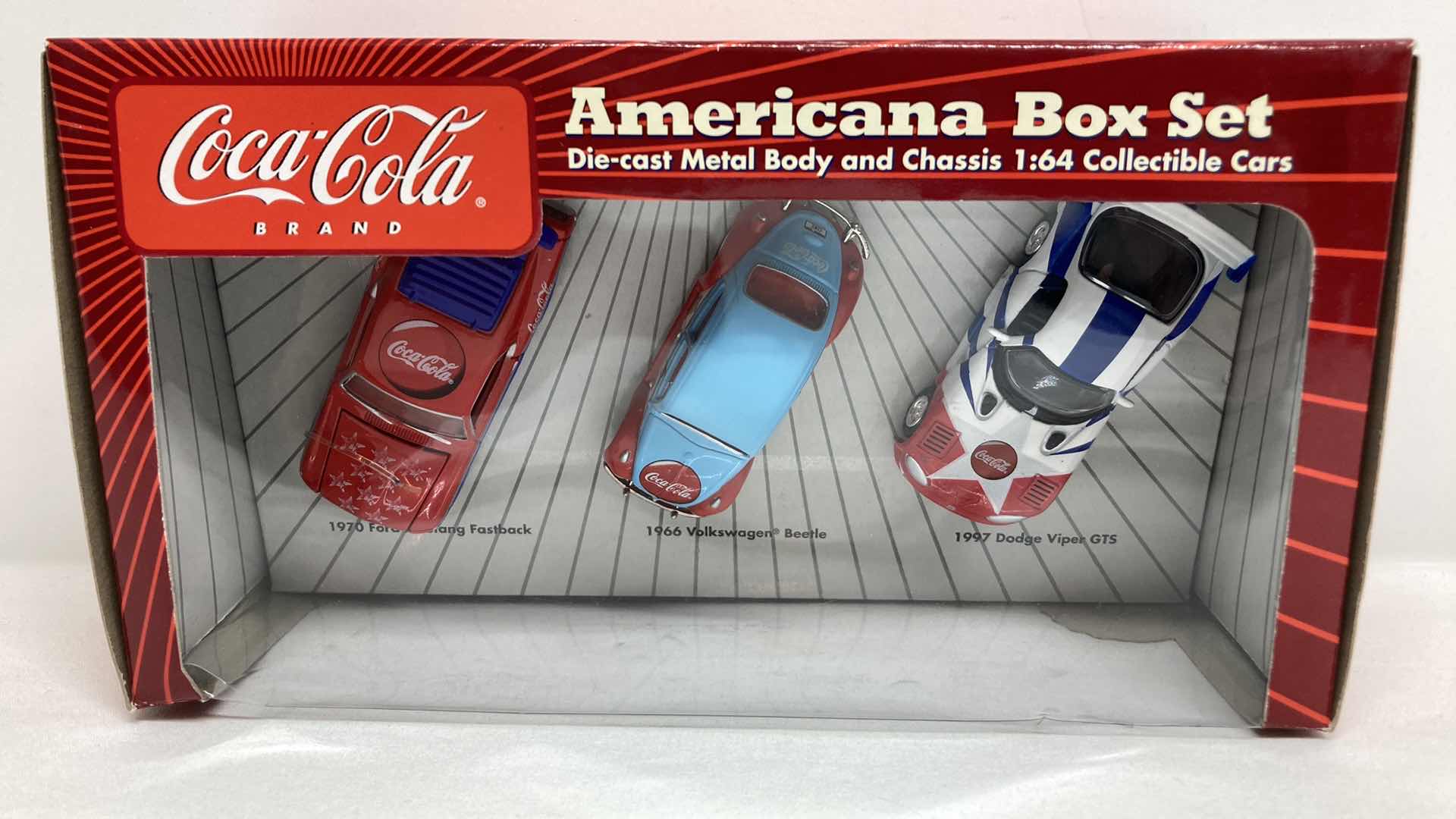 Photo 2 of COCA-COLA AMERICANA CAR BOX SET