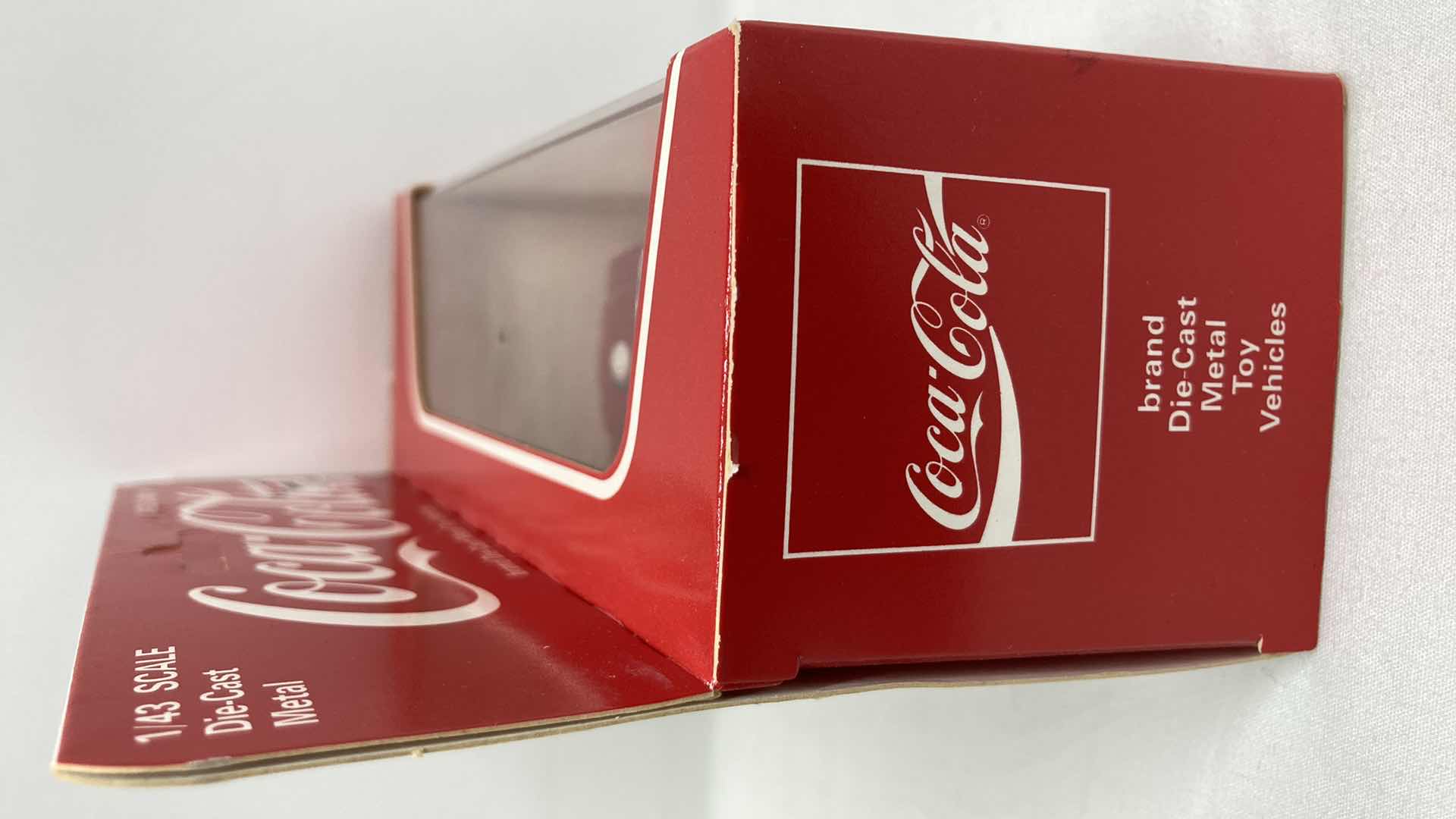Photo 2 of SOLIDO COCA-COLA FORD MUSTANG W CASE 1/43