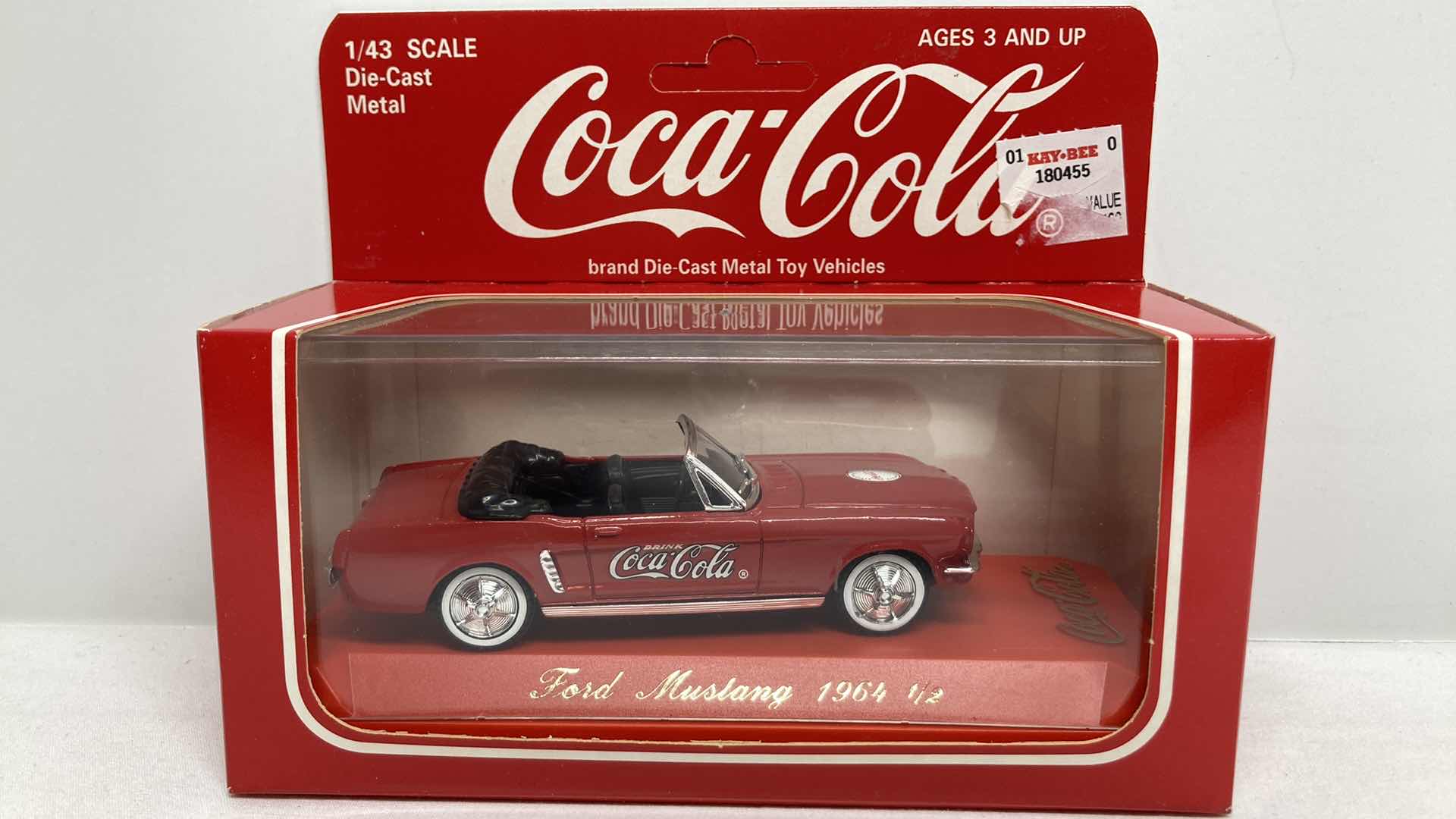 Photo 1 of SOLIDO COCA-COLA FORD MUSTANG W CASE 1/43