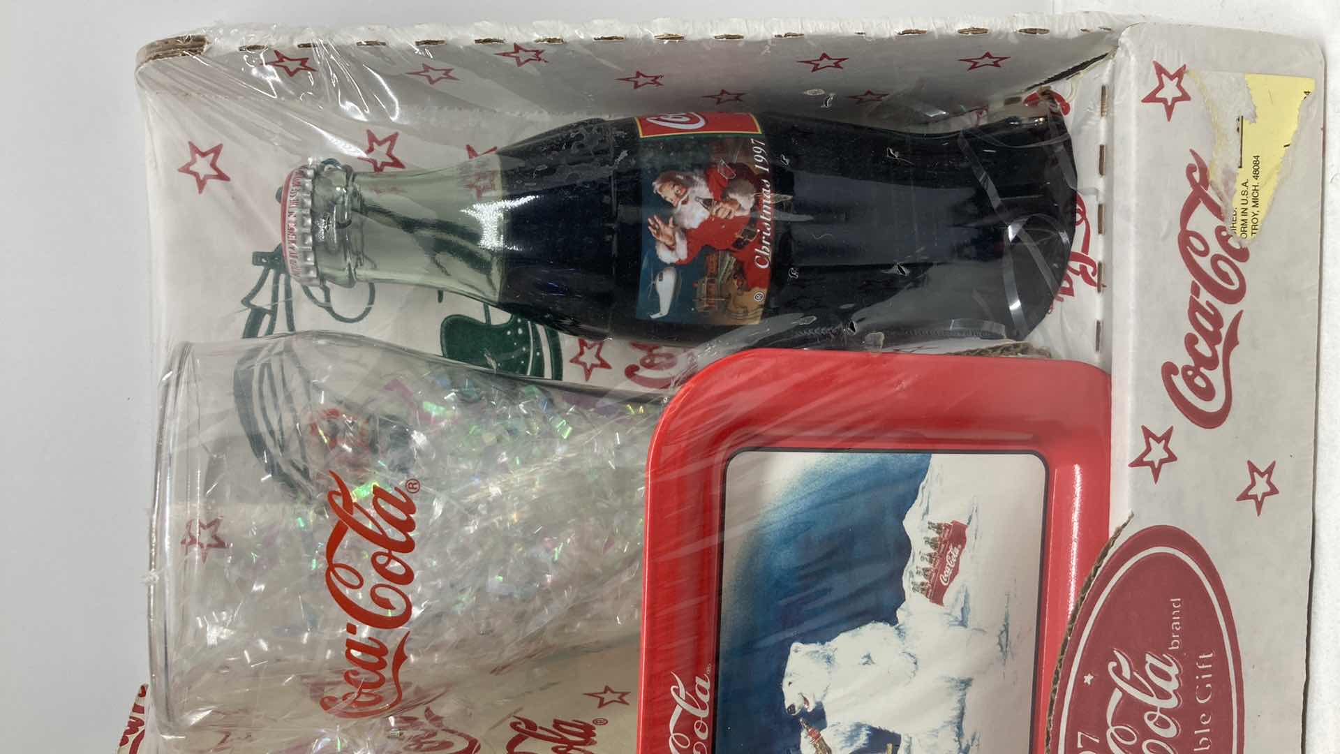 Photo 3 of COCA-COLA COLLECTIBLE GIFT GLASS & BOTTLE SET