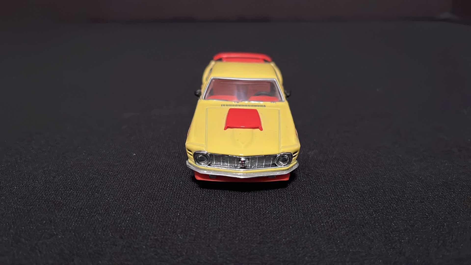 Photo 3 of COCA-COLA MATCHBOX COLLECTIBLES DINKY 1970 FORD MUSTANG BOSS 429, W COA, 1995 (MODEL YMC05/B-M)