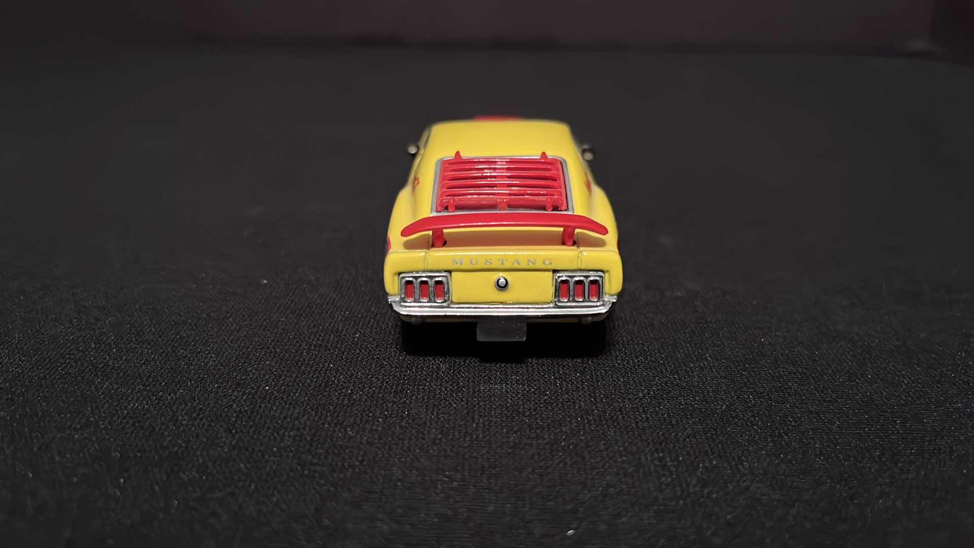 Photo 5 of COCA-COLA MATCHBOX COLLECTIBLES DINKY 1970 FORD MUSTANG BOSS 429, W COA, 1995 (MODEL YMC05/B-M)