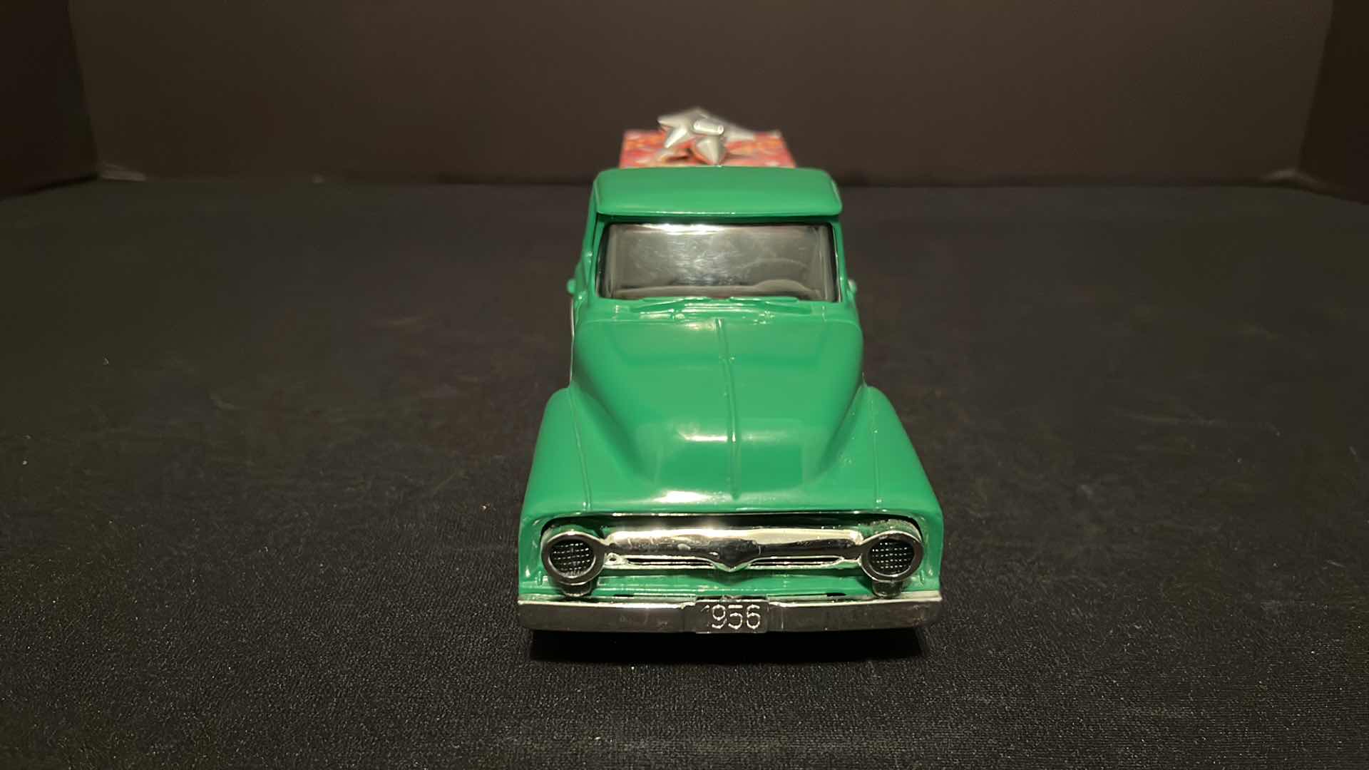 Photo 2 of ERTL COMPANY FORD MOTOR CO COCA-COLA COLLECTION DIE-CAST METAL 1956 PICK UP TRUCK, 1996