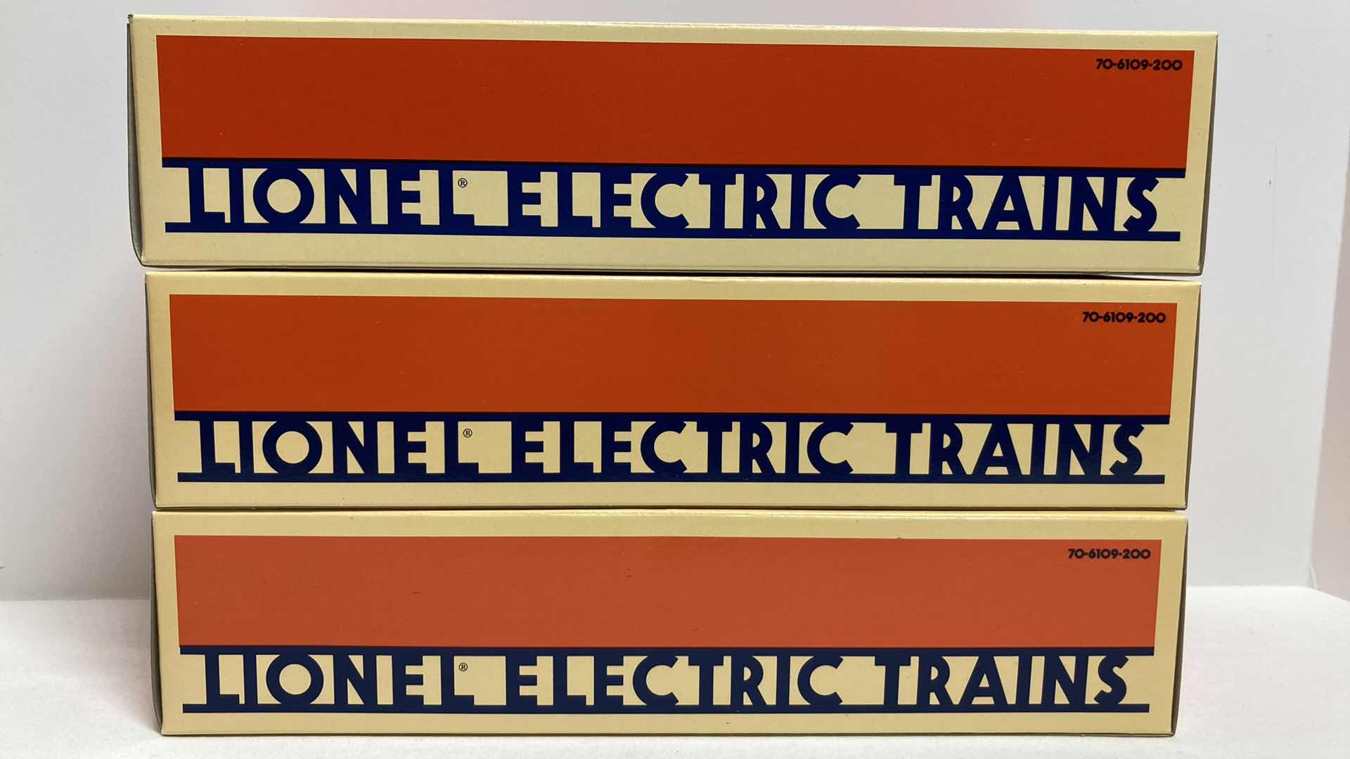 Photo 6 of LIONEL ELECTRIC TRAINS 6464 BOXCAR SERIES EDITION 1 6-19247 BOXSET