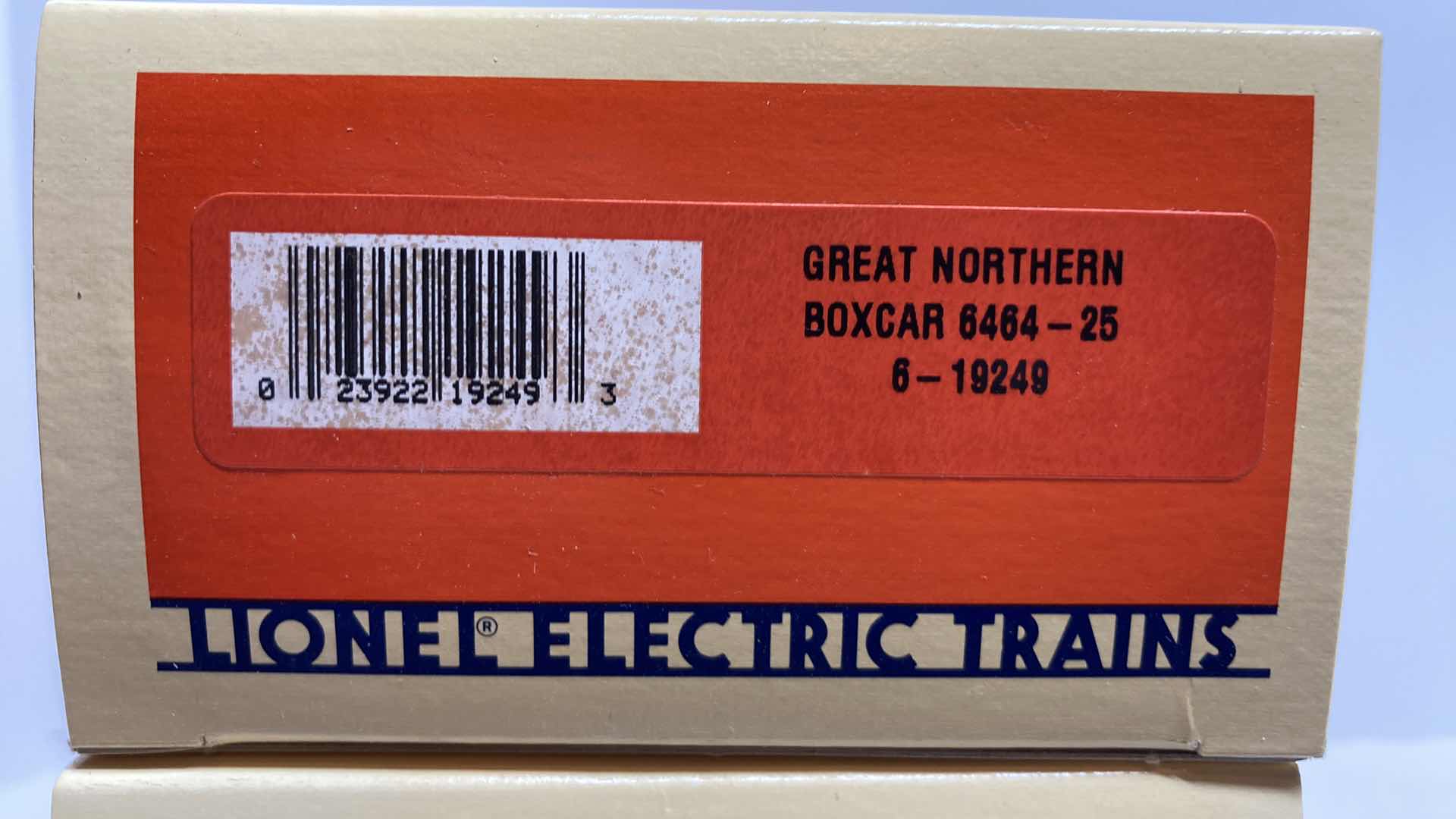 Photo 7 of LIONEL ELECTRIC TRAINS 6464 BOXCAR SERIES EDITION 1 6-19247 BOXSET