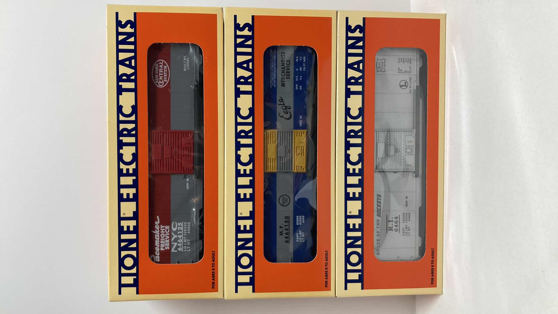 Photo 1 of LIONEL ELECTRIC TRAINS 6464 BOXCAR SERIES 3 6-19266 BOXSET