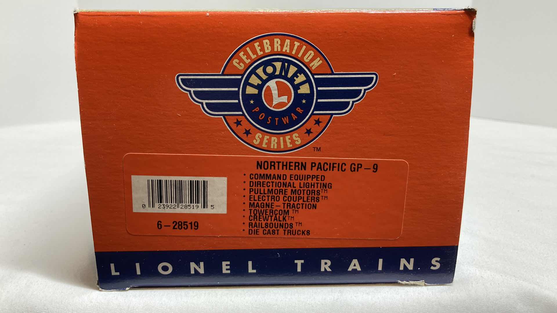 Photo 5 of LIONEL ELECTRIC TRAINS NORTHERN PACIFIC GP-9 POSTWAR CELEBRATION SERIES TRAIN CAR 6-28519