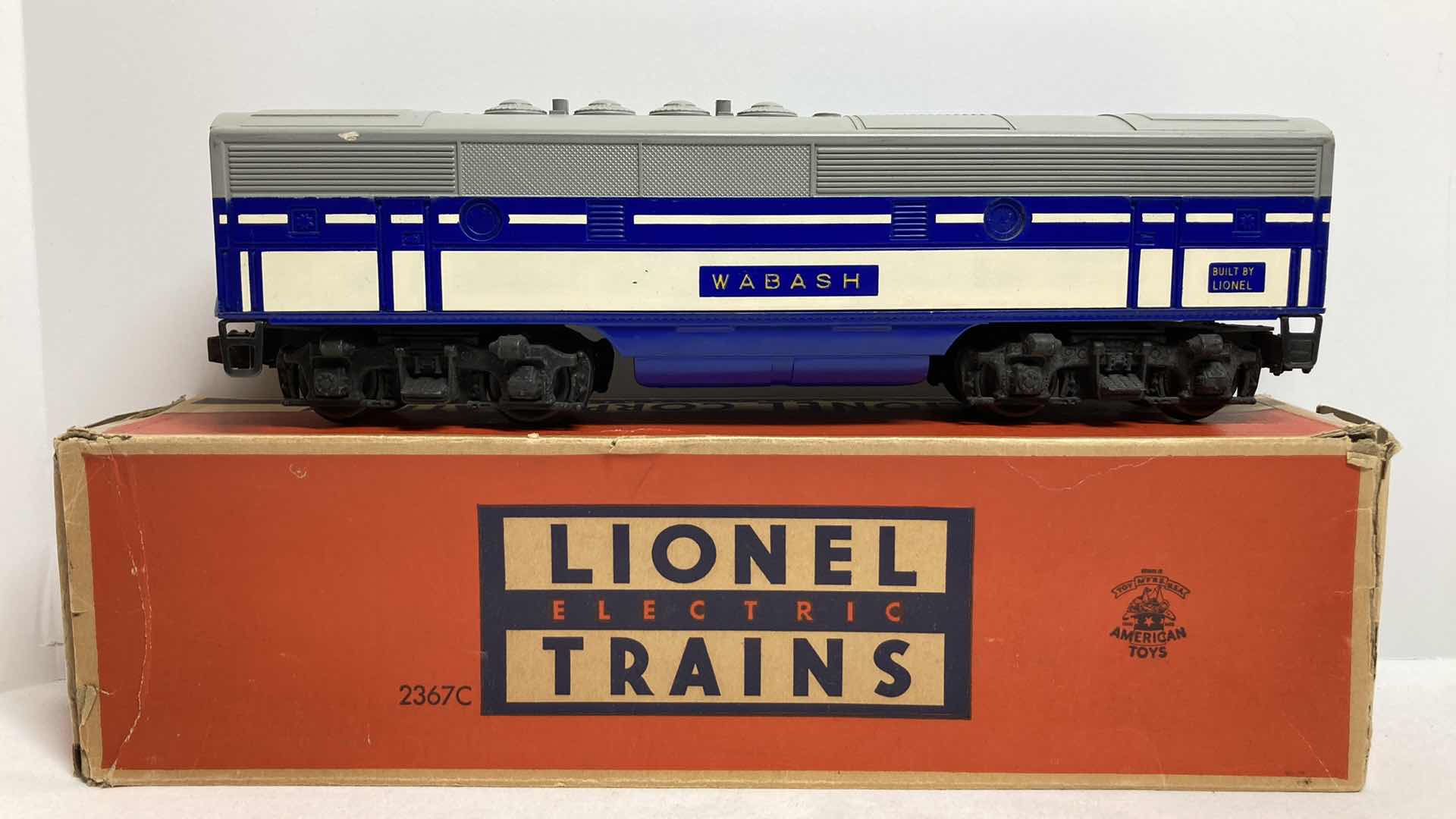 Photo 1 of LIONEL ELECTRIC TRAINS WABASH B UNIT NO.2367C TRAIN CAR