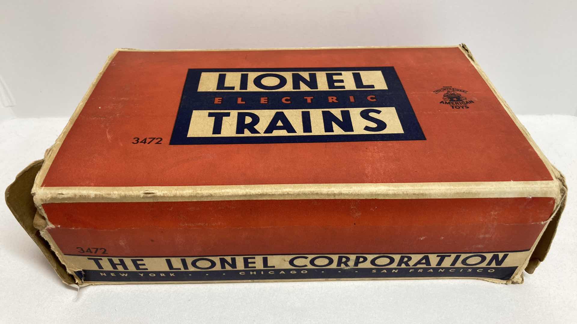 Photo 10 of LIONEL ELECTRIC TRAINS AUTOMATIC MILK CAR W UNLOADING PLATFORM NO.3472