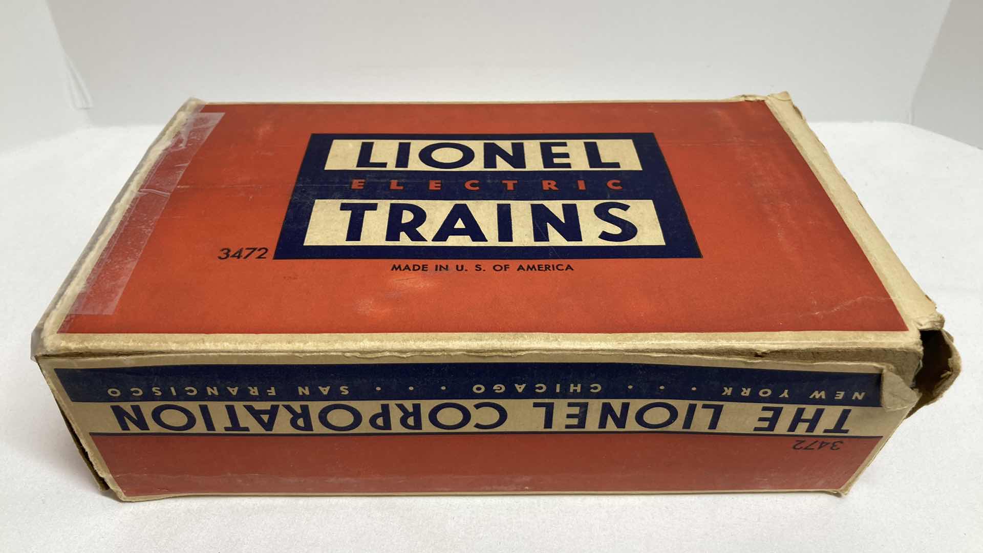 Photo 12 of LIONEL ELECTRIC TRAINS AUTOMATIC MILK CAR W UNLOADING PLATFORM NO.3472