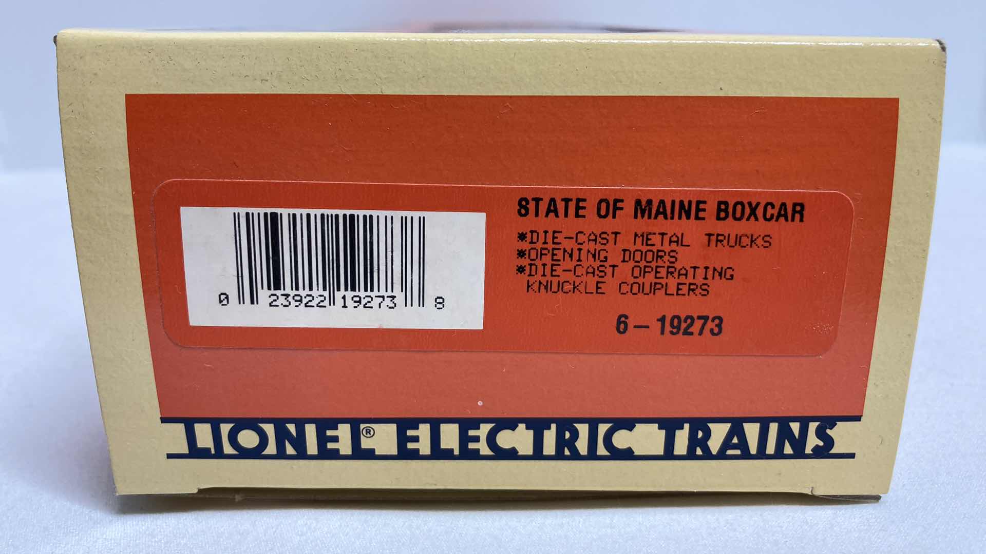 Photo 3 of LIONEL ELECTRIC TRAINS STATE OF MAINE 6-19273 BOX CAR