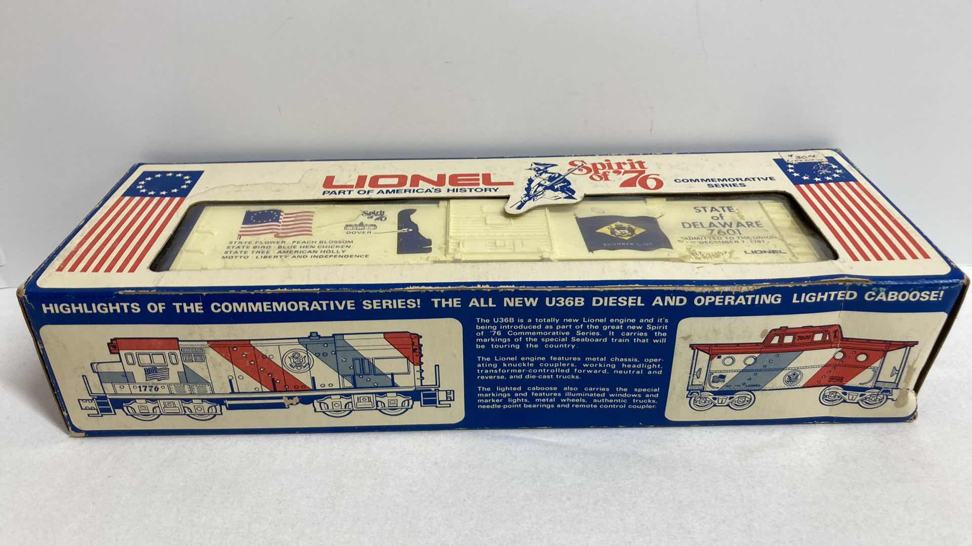 Photo 2 of LIONEL DELAWARE BOX CAR 6-7601