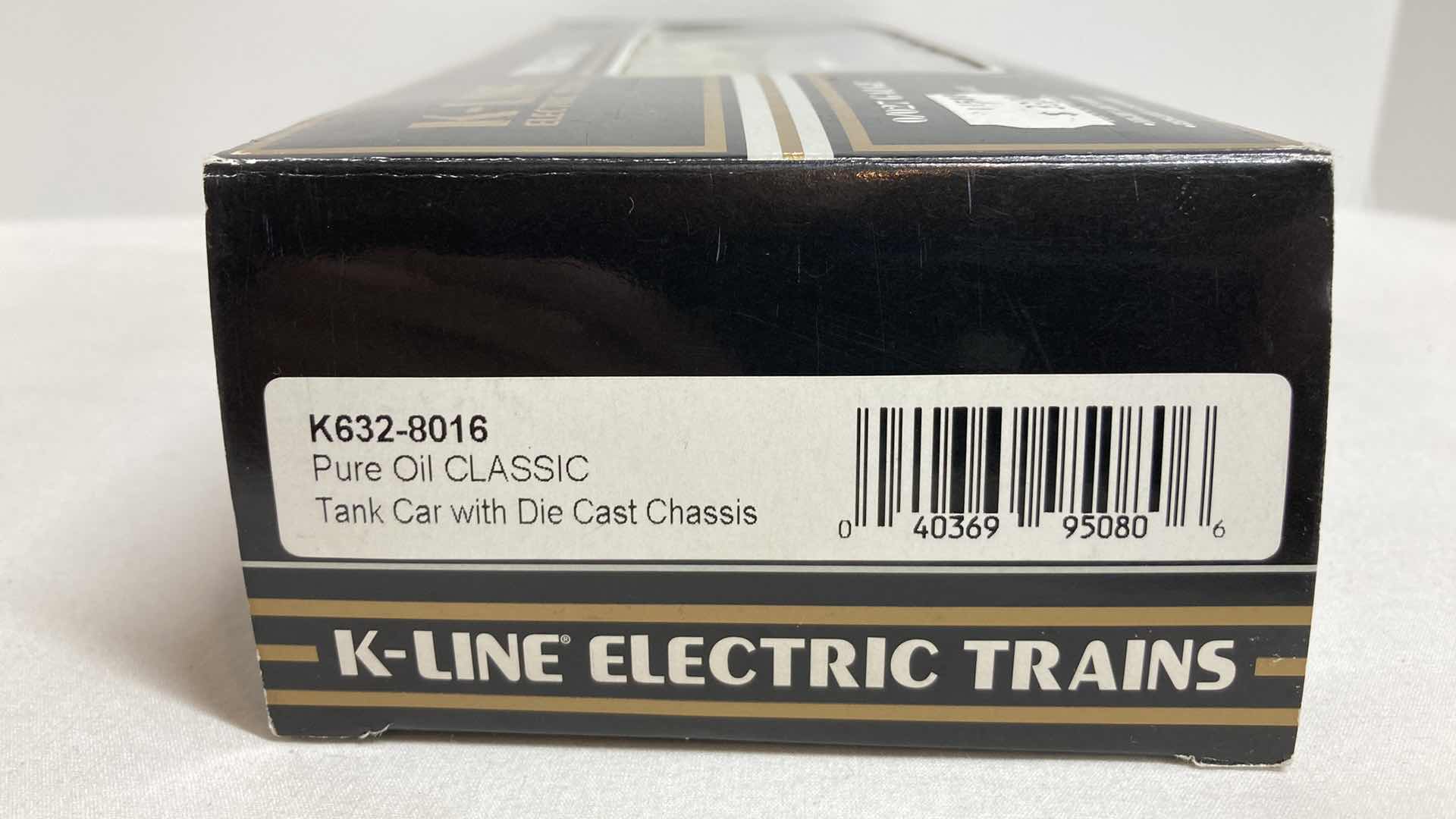 Photo 5 of K LINE ELECTRIC TRAINS PURE OIL CLASSIC TANK CAR W DIE CAST CHASSIS K632-8016