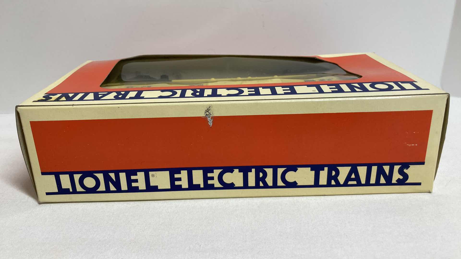 Photo 4 of LIONEL ELECTRIC TRAINS SANTA FE BOX CAR 6-16250