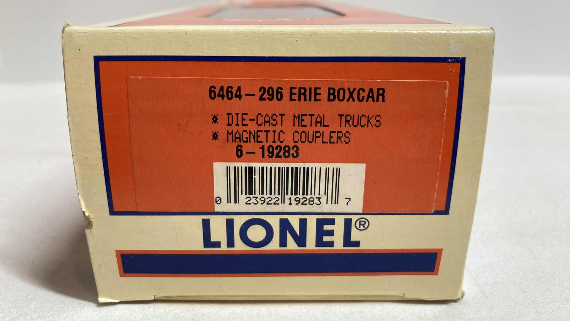 Photo 3 of LIONEL 296 ERIE BOX CAR 6-19283