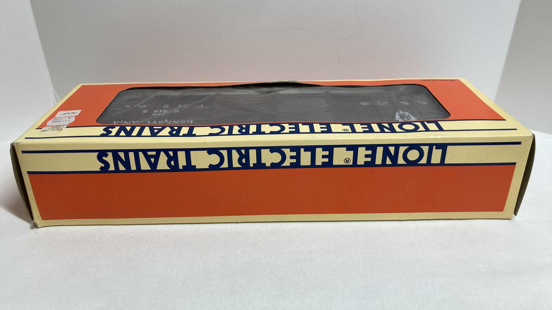 Photo 4 of LIONEL ELECTRIC TRAINS PENNSYLVANIA DOUBLE DOOR BOX CAR 6-17216