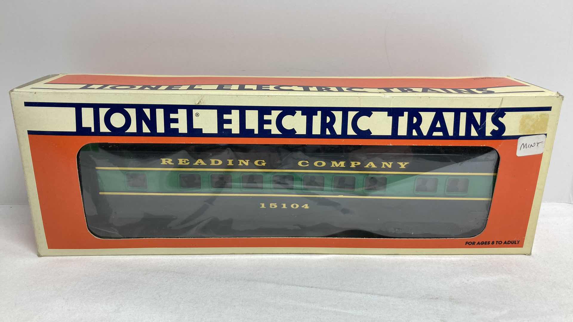 Photo 1 of LIONEL ELECTRIC TRAINS READING VISTA DOME CAR 6-15104