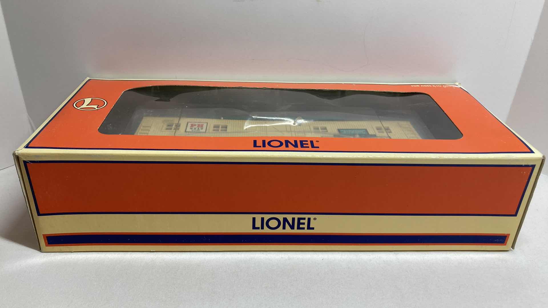 Photo 2 of LIONEL PRATTS HOLLOW FIELD TEAM BUNK CAR 6-19663